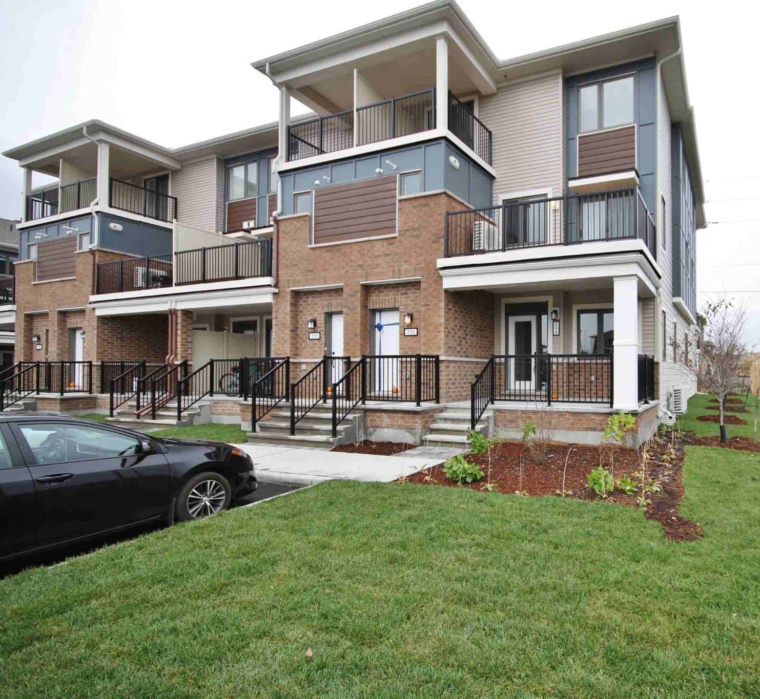 294 Zenith Private, Barrhaven, ON K2J 6N2