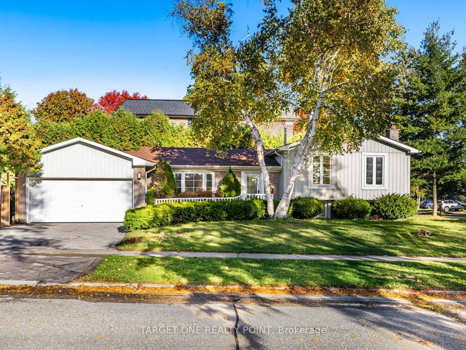 93 Mayvern Crescent, Richmond Hill, ON L4C 5J6