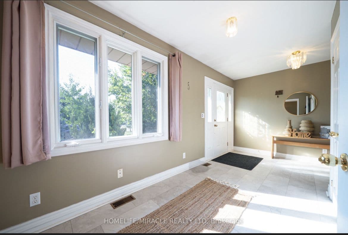 385 Mount Pleasant Road, Brantford, ON N3T 1V6