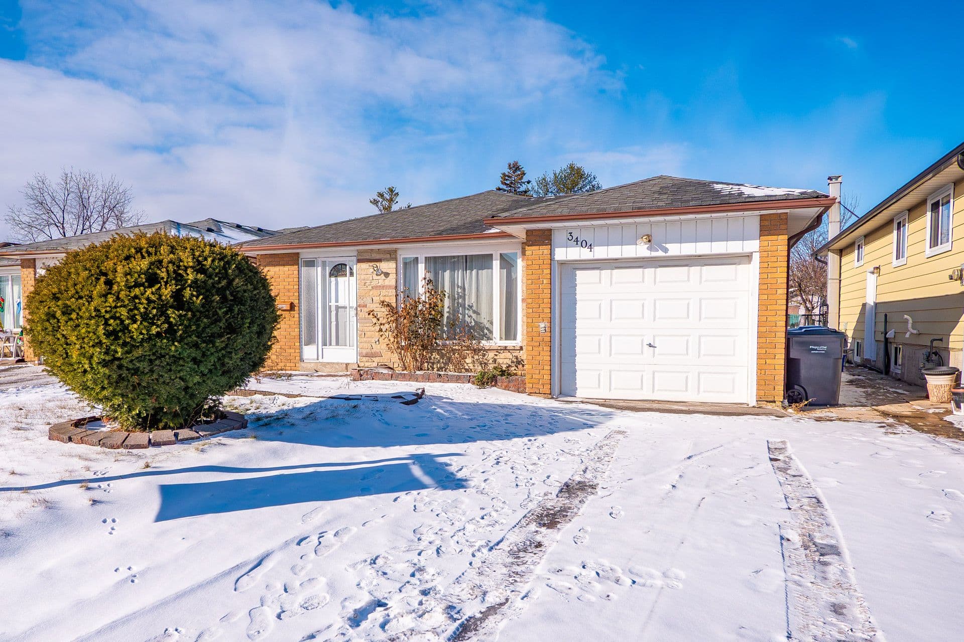 3404 Monica Drive, Mississauga, ON L4T 3E7