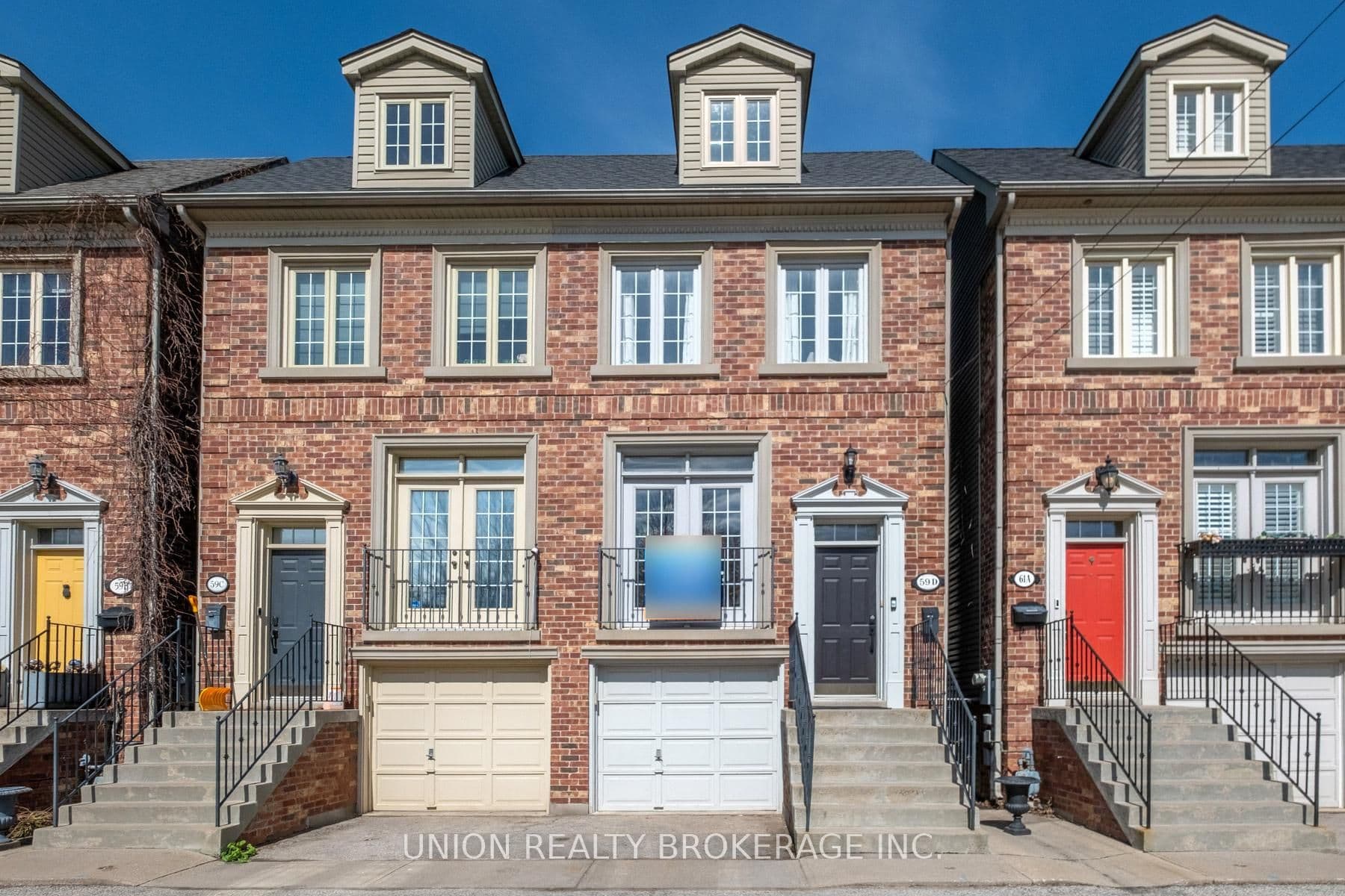 59D Woodbine Avenue, Toronto E02, ON M4L 3P1