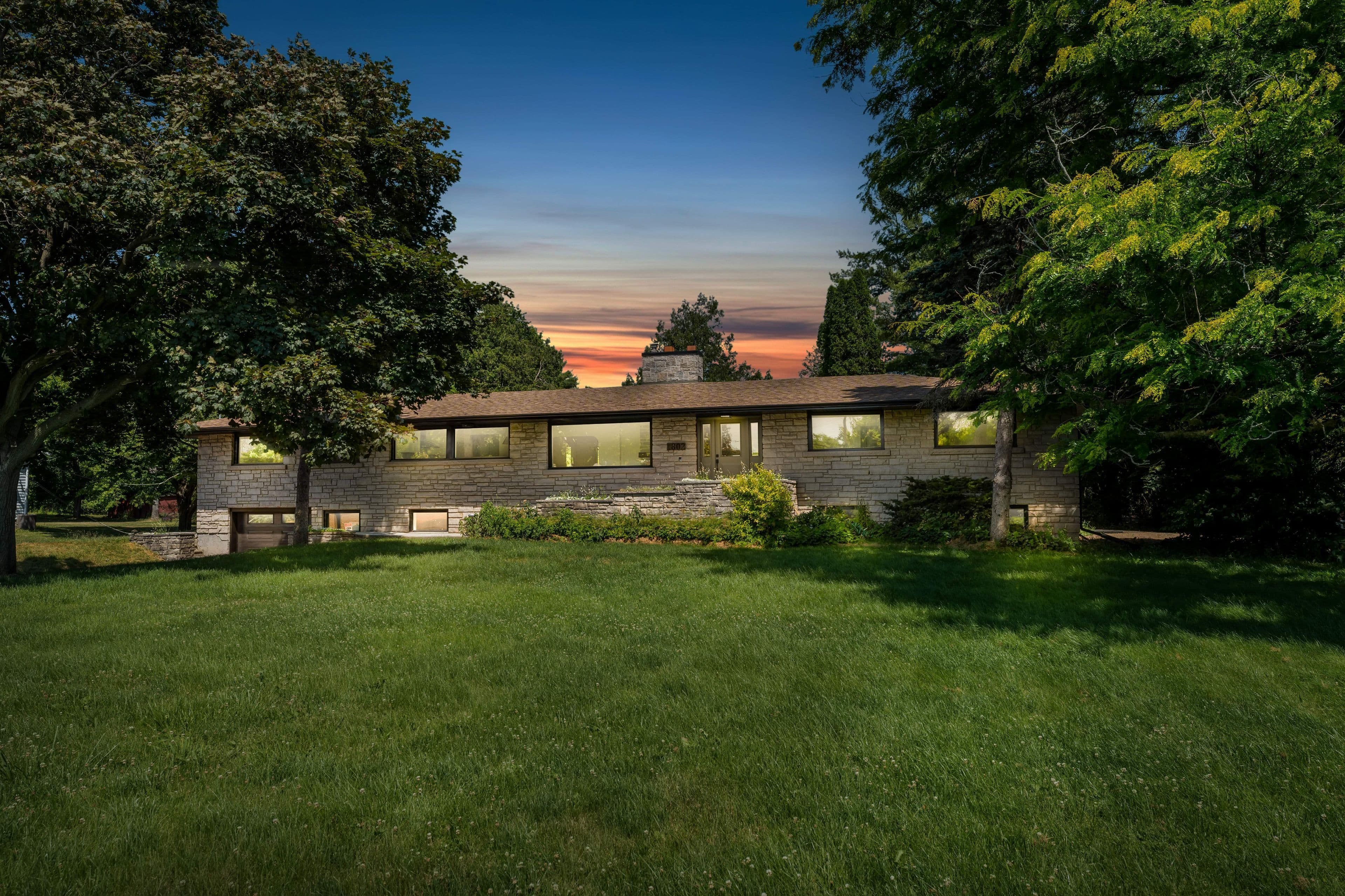 1802 SYDENHAM Road, Kingston, ON K7L 4V4