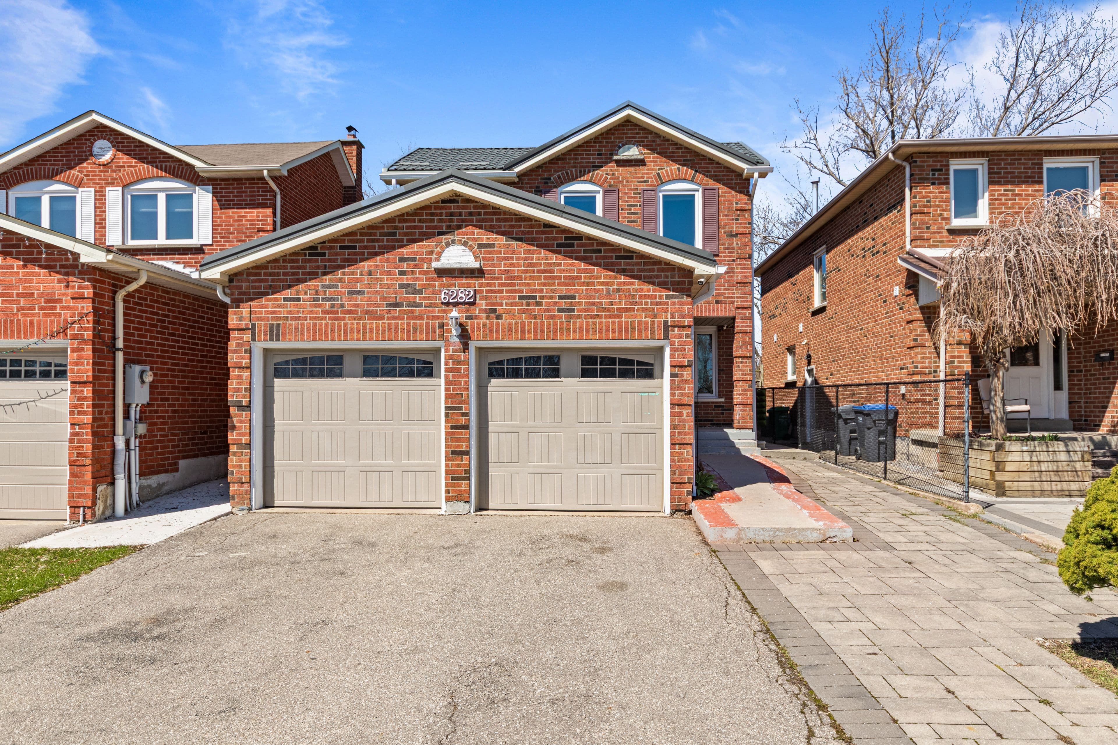 6282 Camgreen Circle, Mississauga, ON L5N 4M6