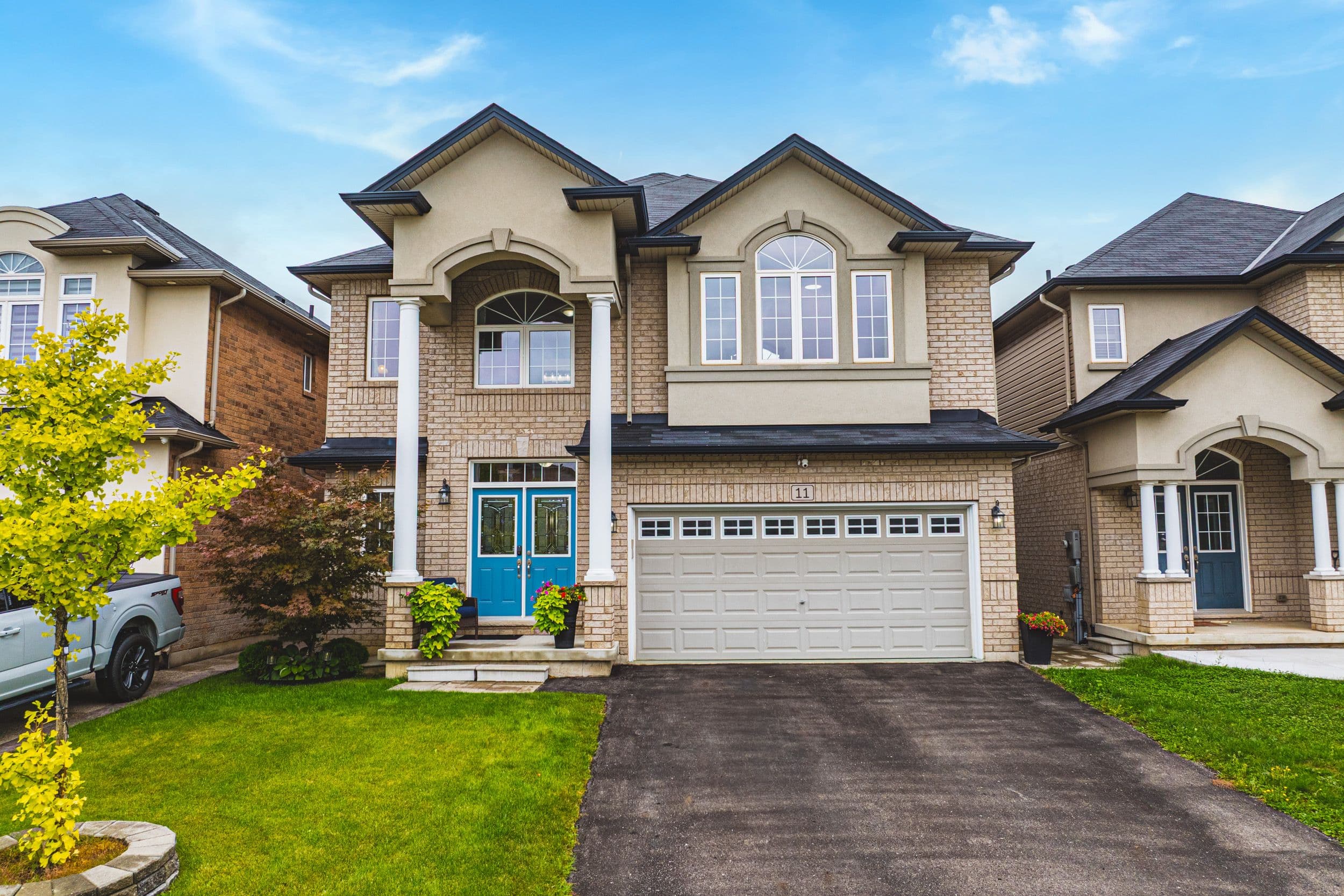 11 Weathering Heights Drive, Hamilton, ON L8J 0E6