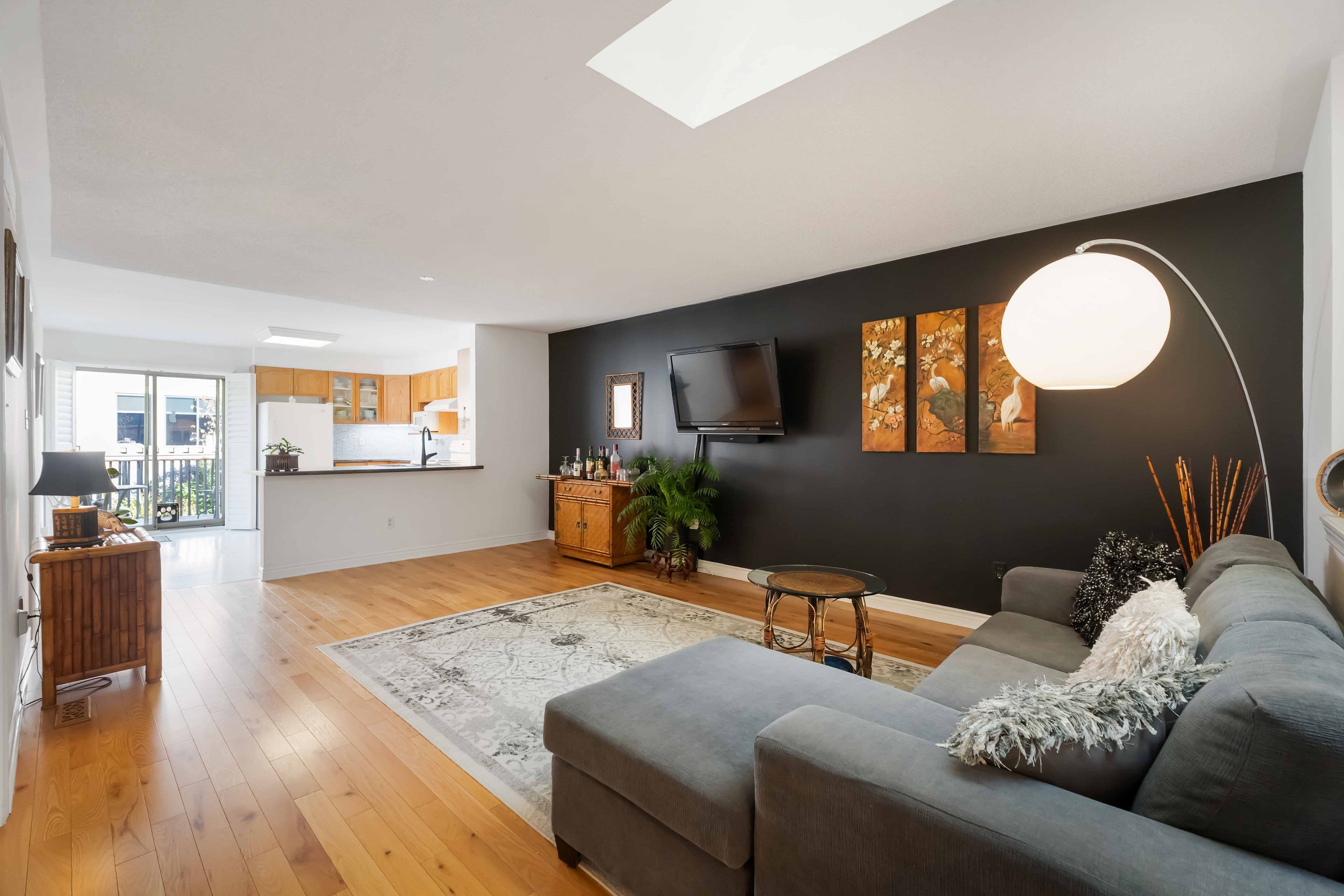 165 Main Street E 14, Grimsby, ON L3M 1P2