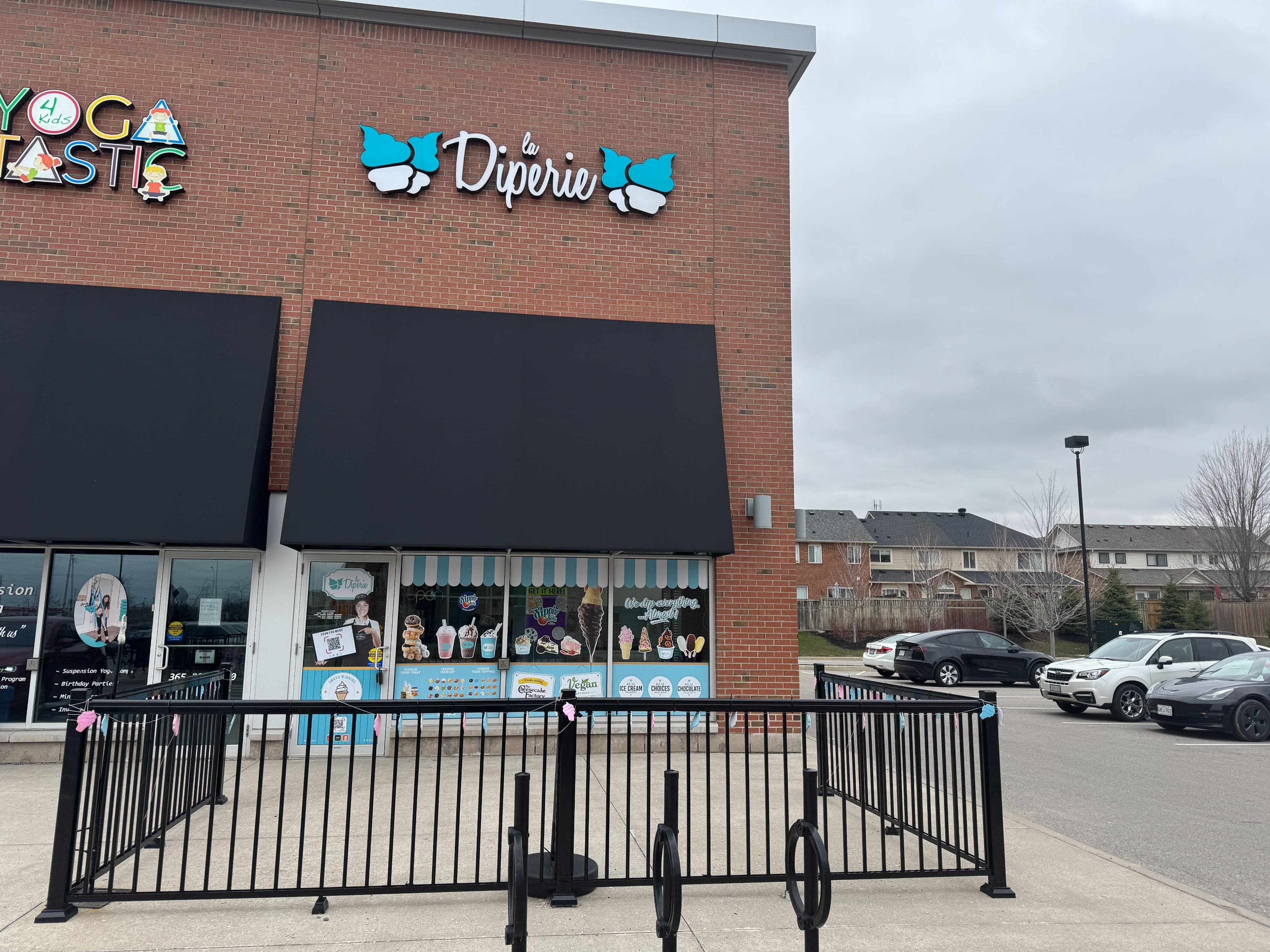 3061 Walkers Line C-9, Burlington, ON L7M 0W3