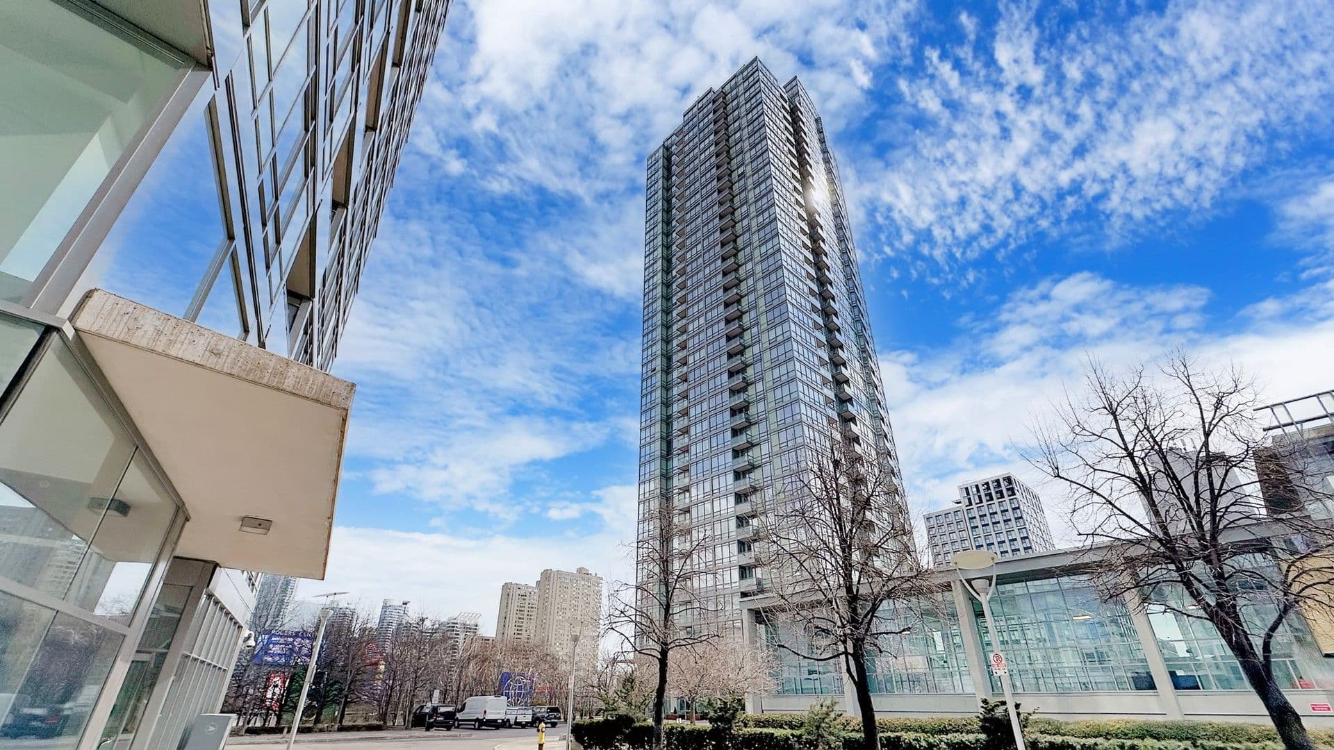 5 Mariner Terrace 2102, Toronto C01, ON M5V 3V6