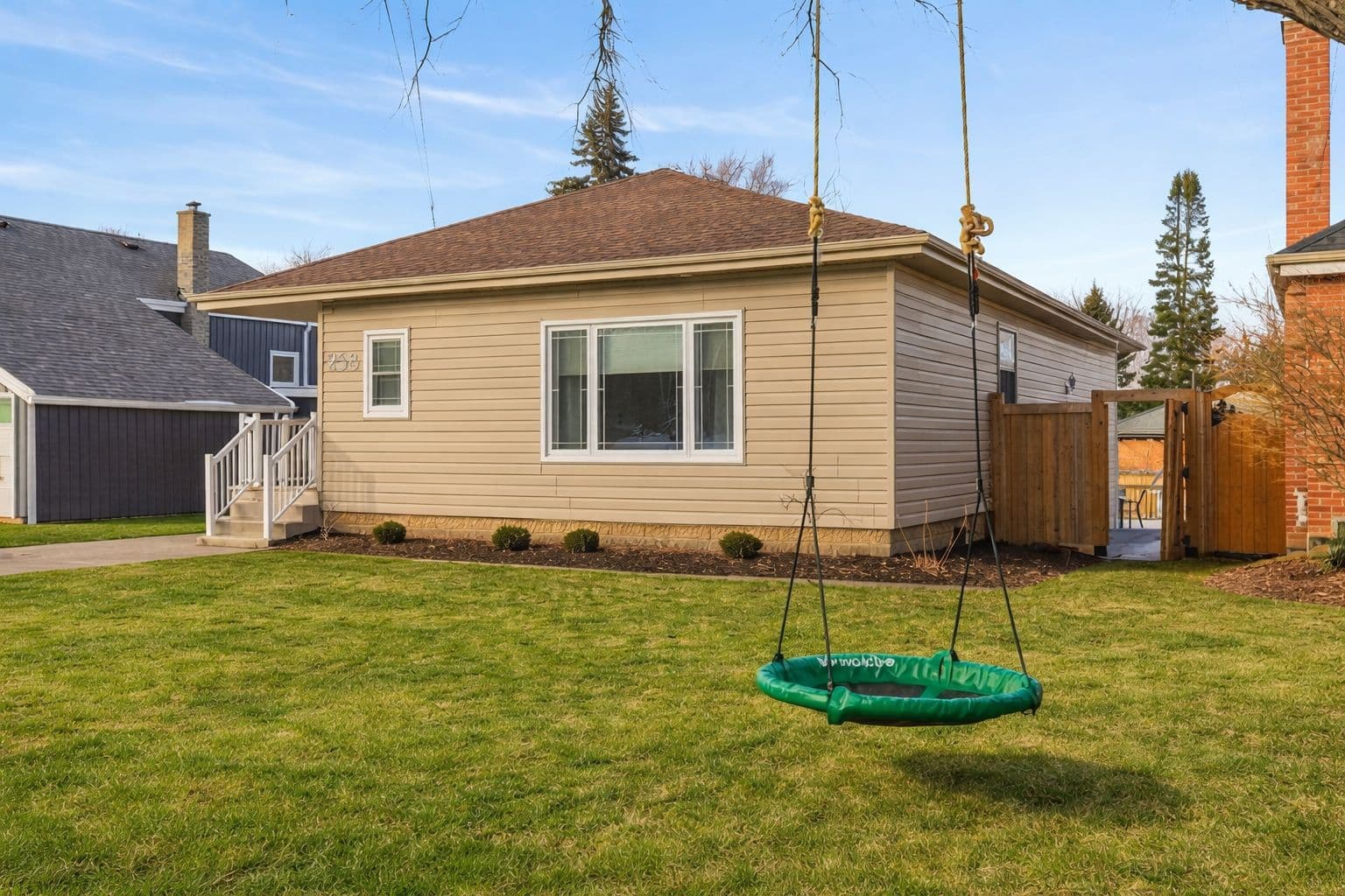 258 Sanatorium Road, Hamilton, ON L9C 1Z9