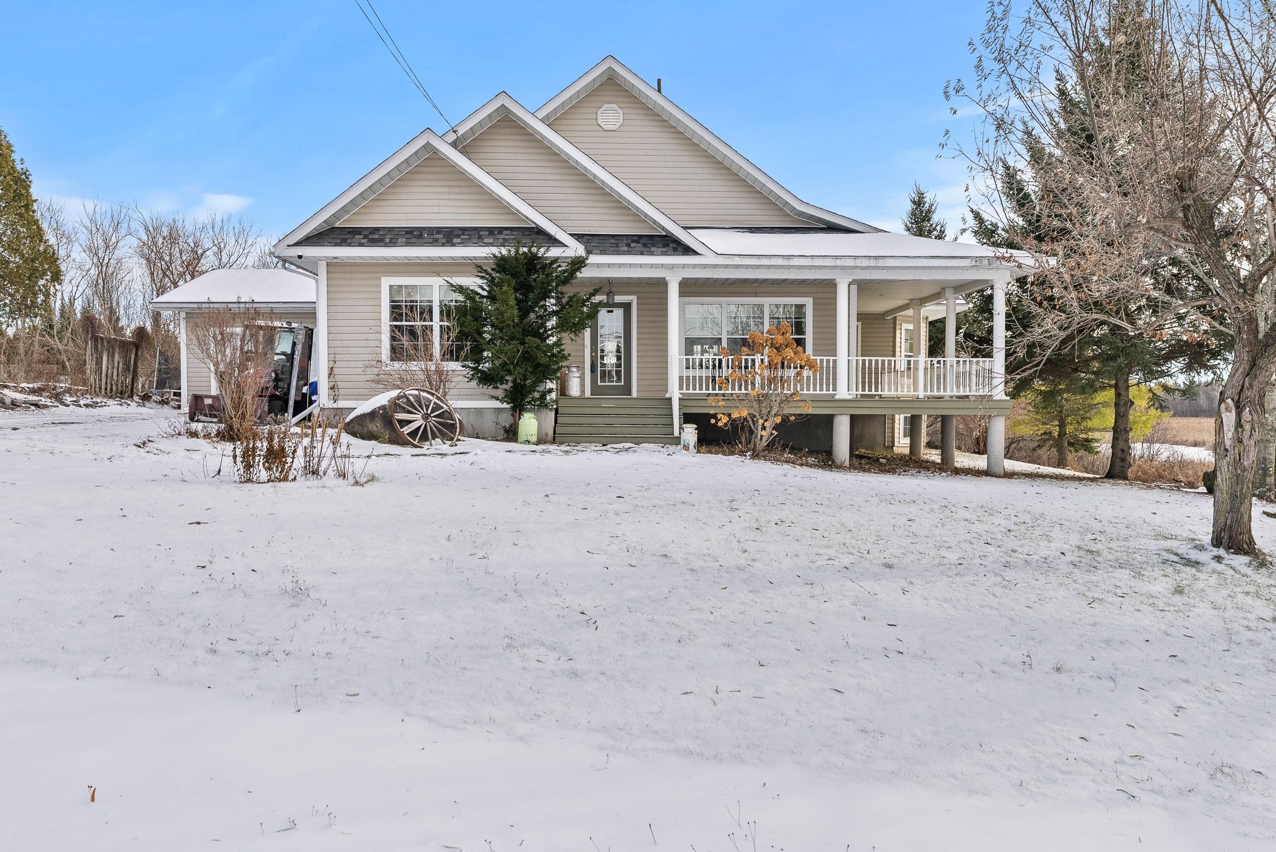 20306 Lochiel Street W, North Glengarry, ON K0C 1A0