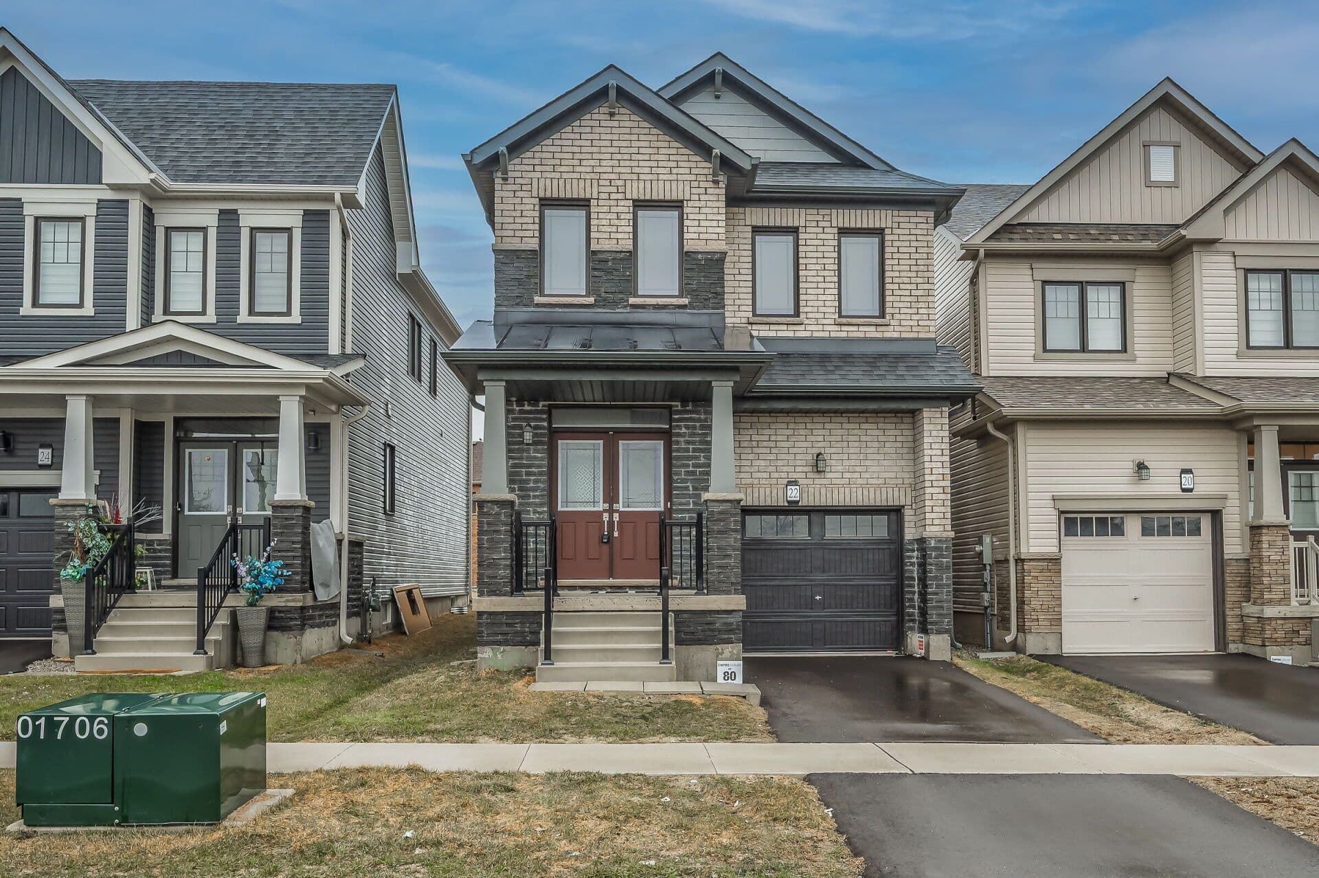 22 Lilac Circle, Haldimand, ON N3W 0H5