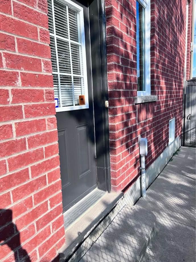 26 Hardgate Crescent Bsmt, Brampton, ON L7A 3V5