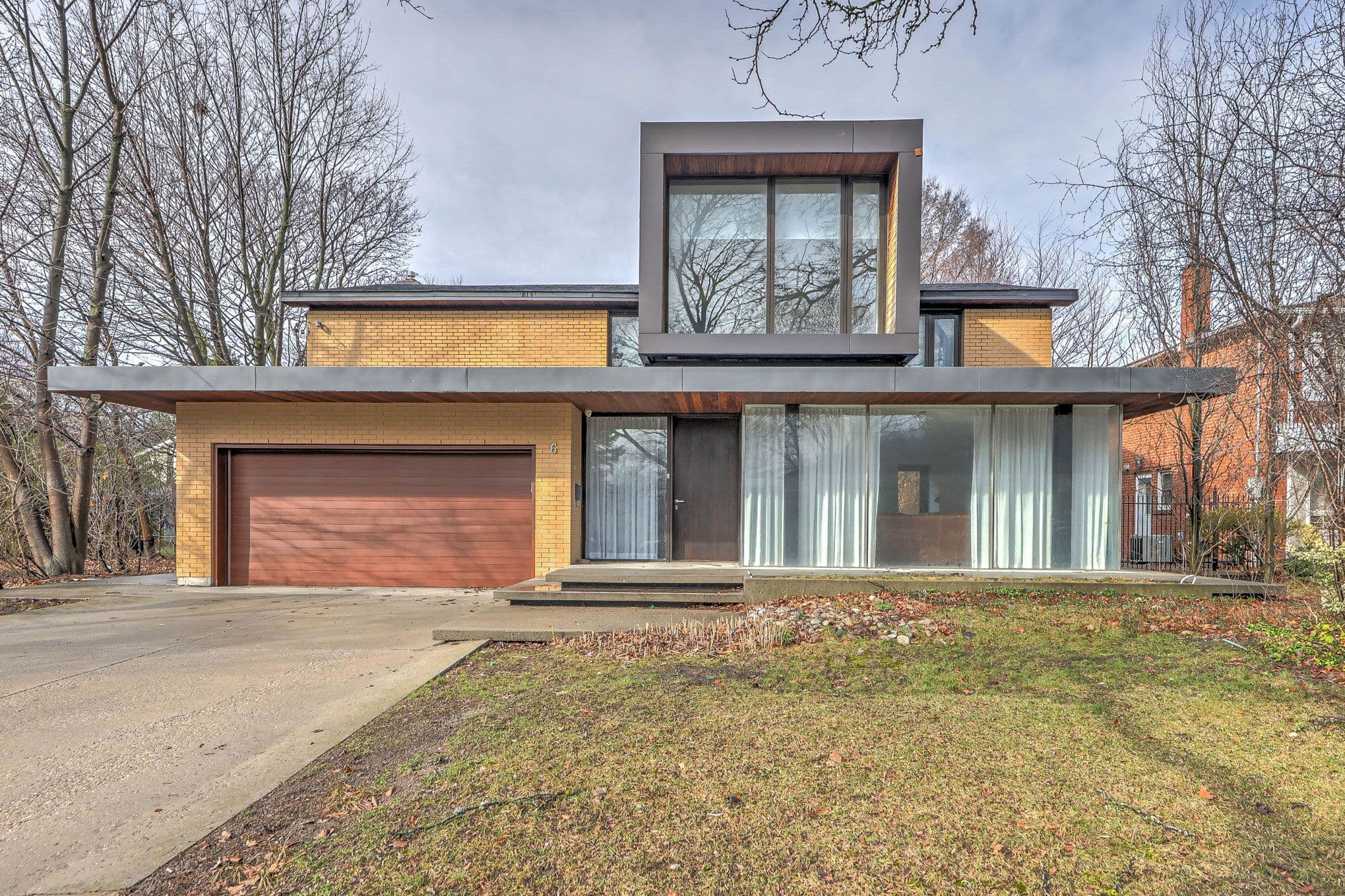 6 Bannatyne Drive, Toronto C12, ON M2L 2N7