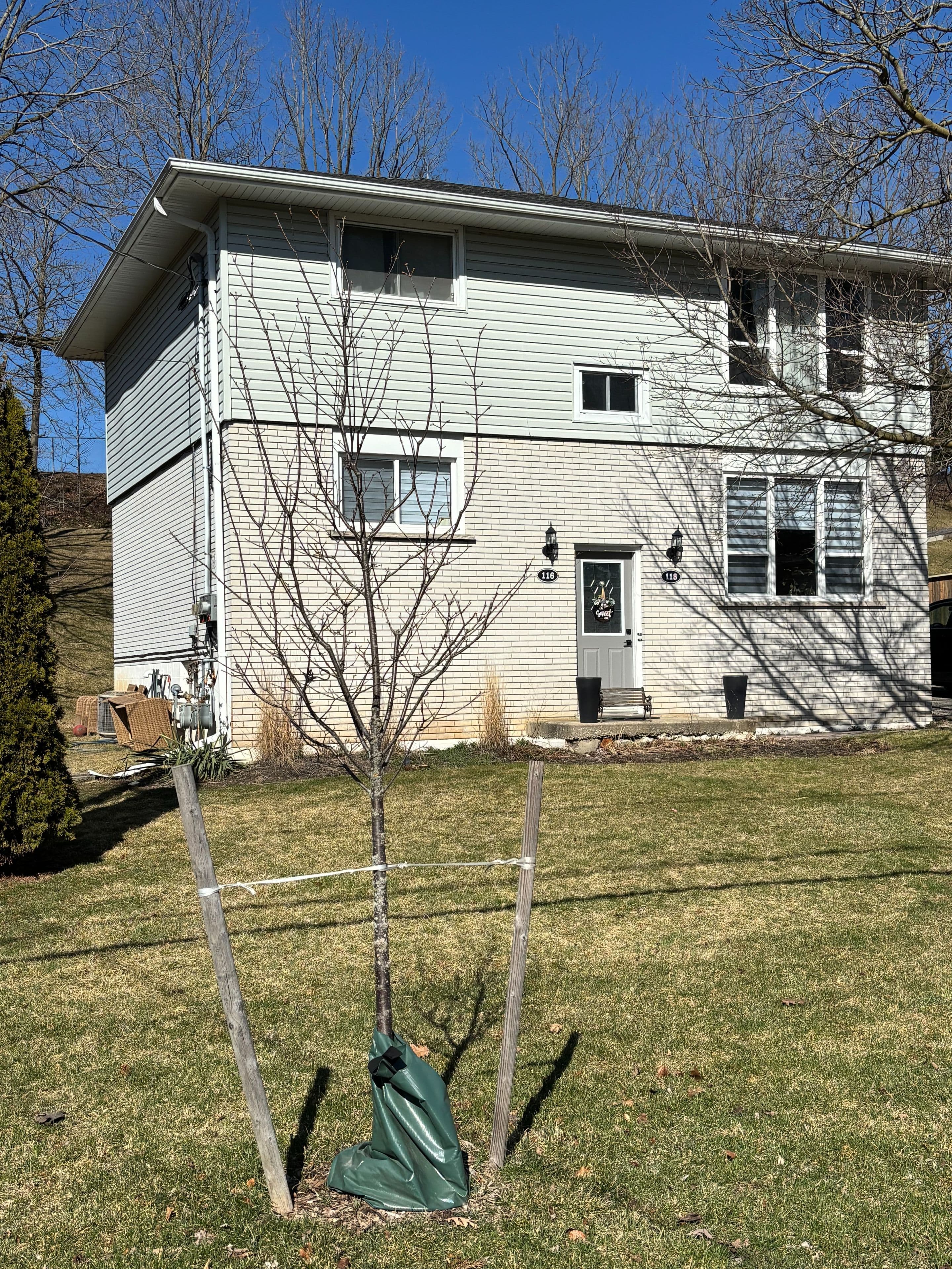 118 Sutherland Street E Lower, Haldimand, ON N3W 1C6