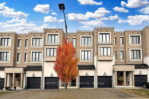 10 Hyderabad Lane, Markham, ON L4E 0T8