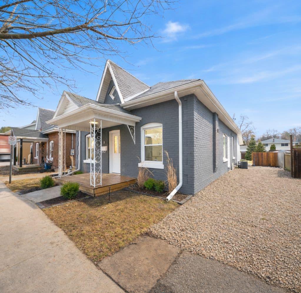 8 Main Street, Brantford, ON N3R 3X2