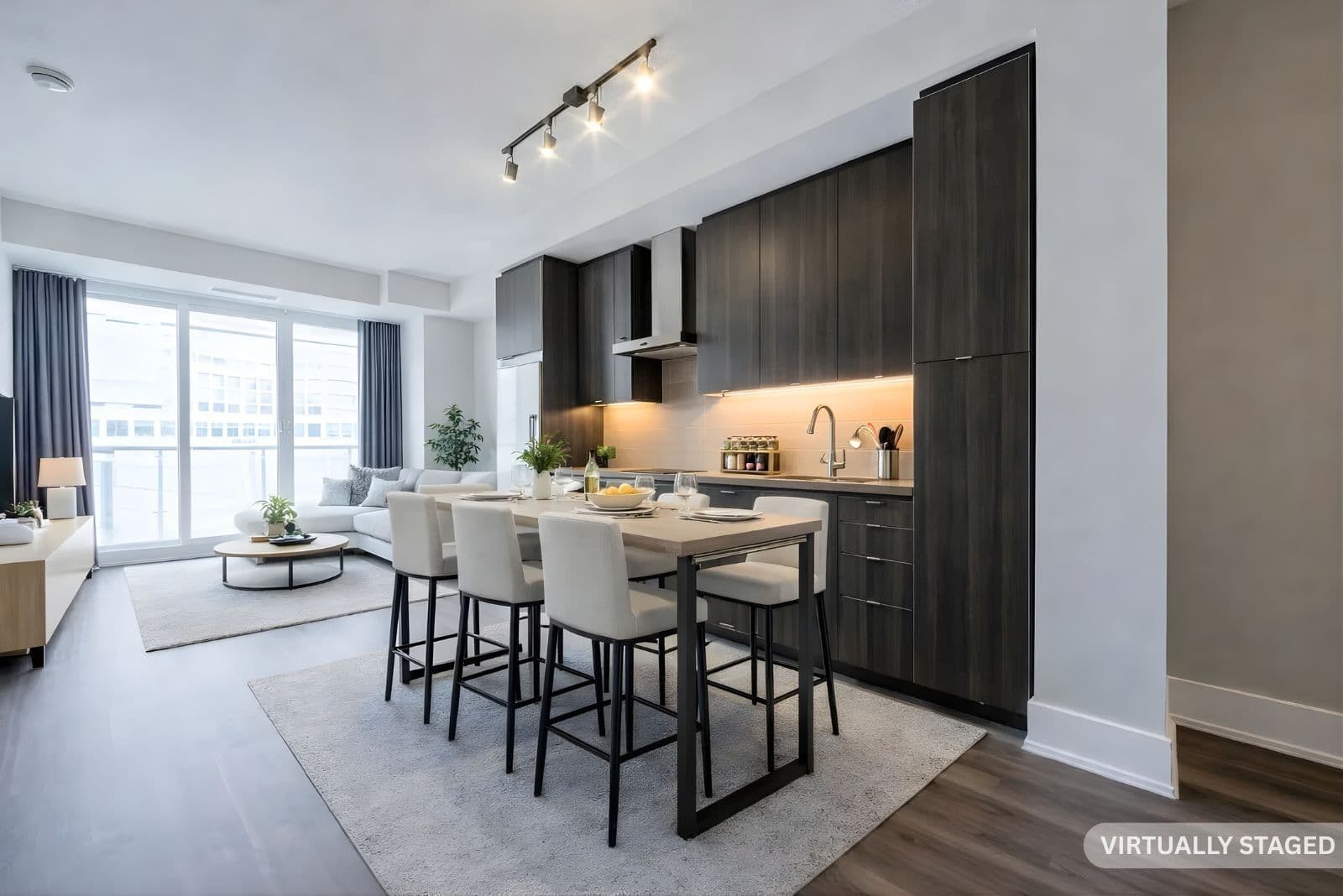 300 Front Street 1301, Toronto C01, ON M5V 0E9