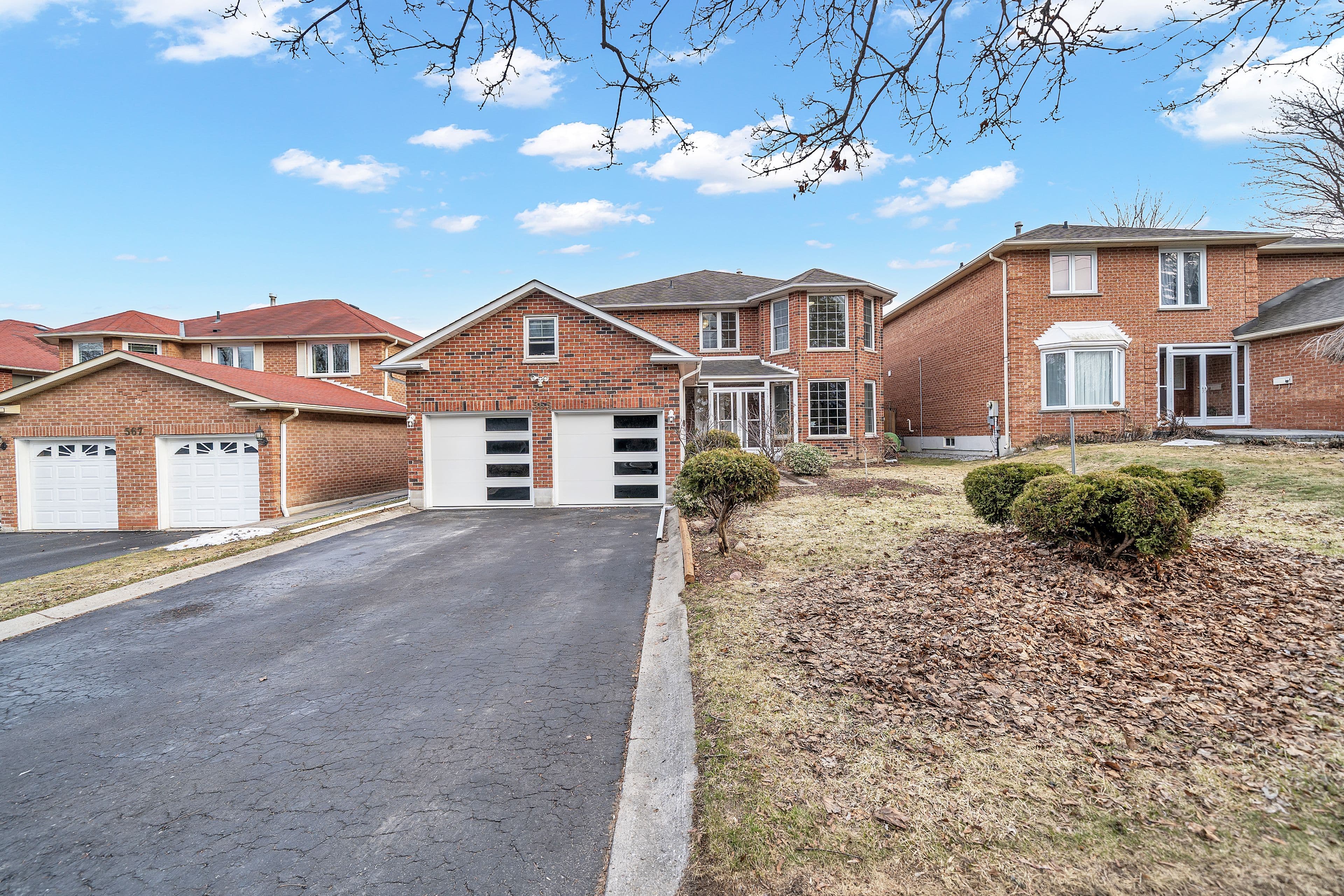 565 Sheppard Avenue, Pickering, ON L1V 1G1