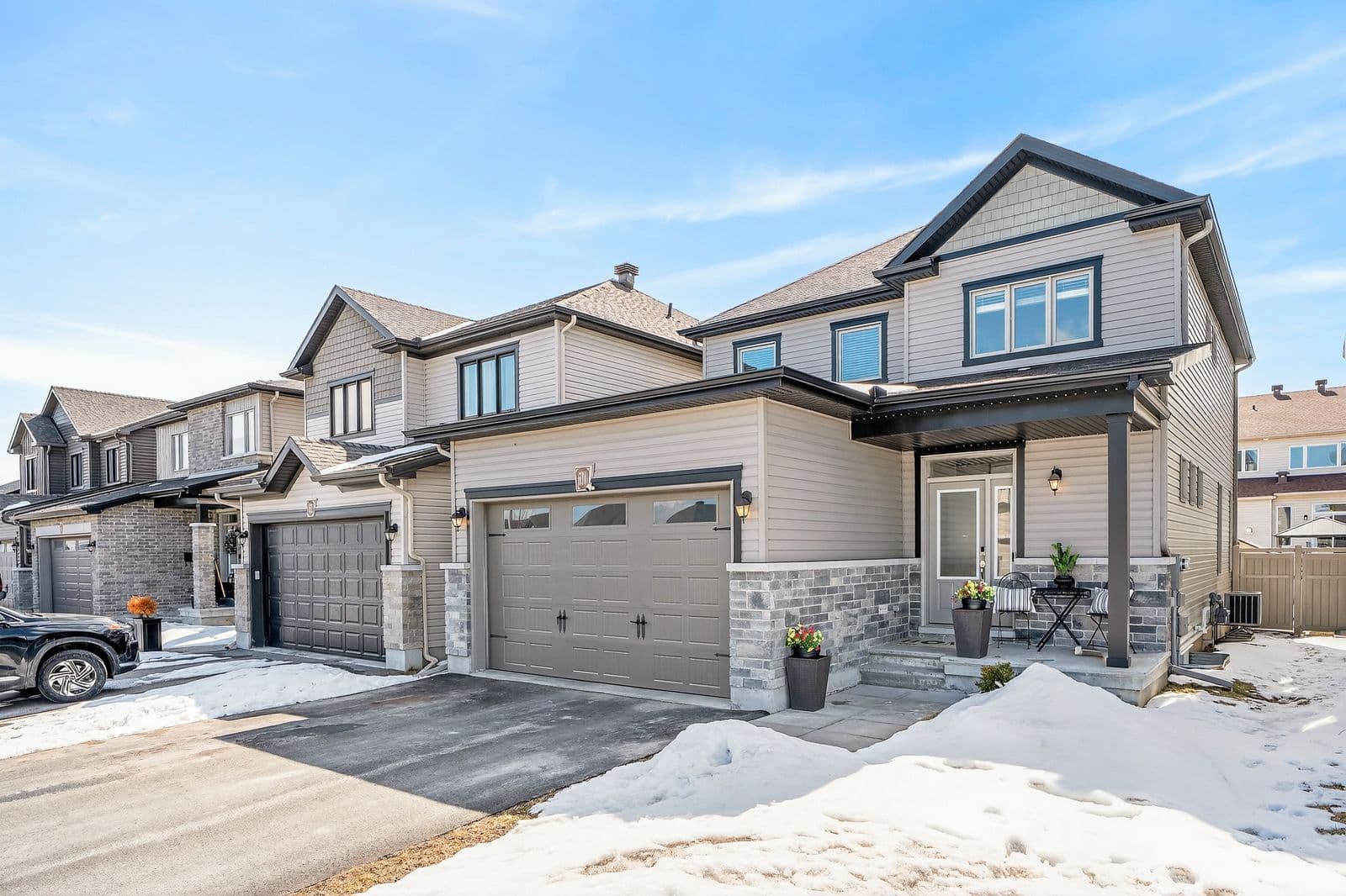 690 Parade Drive, Stittsville - Munster - Richmond, ON K2S 0Z3