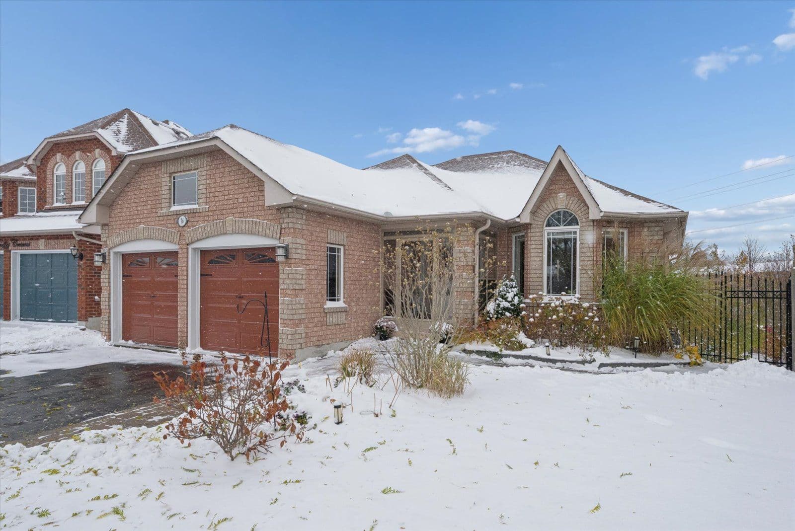 76 Kerfoot Crescent, Georgina, ON L4P 4H2