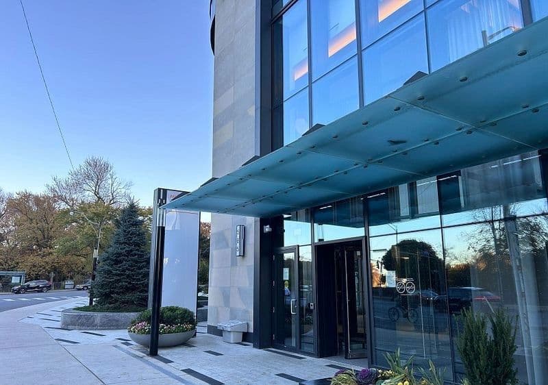 585 Bloor Street E 1722, Toronto C08, ON M4W 0B3