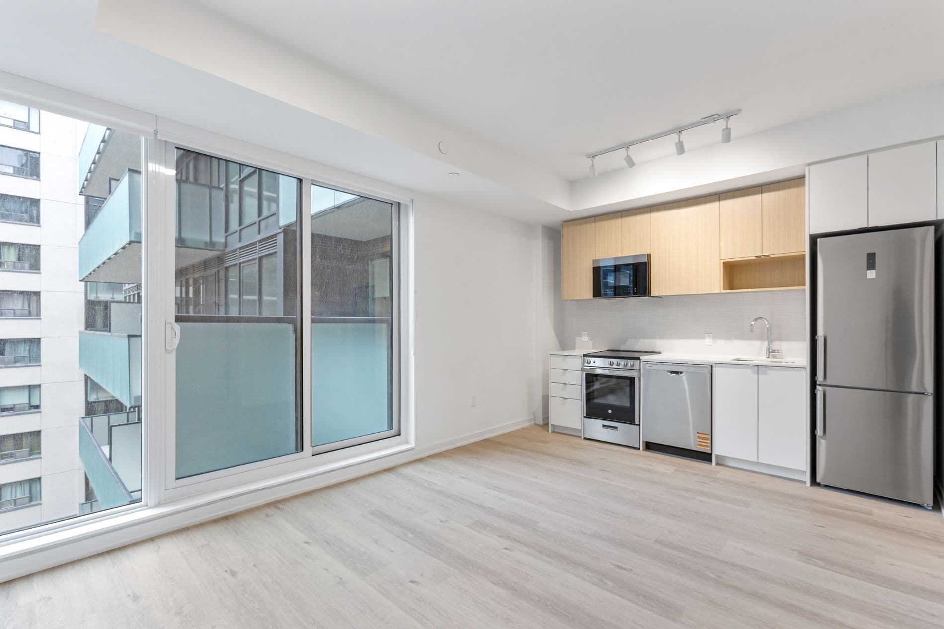 4365 Bloor Street 630, Toronto W08, ON M9C 1R3