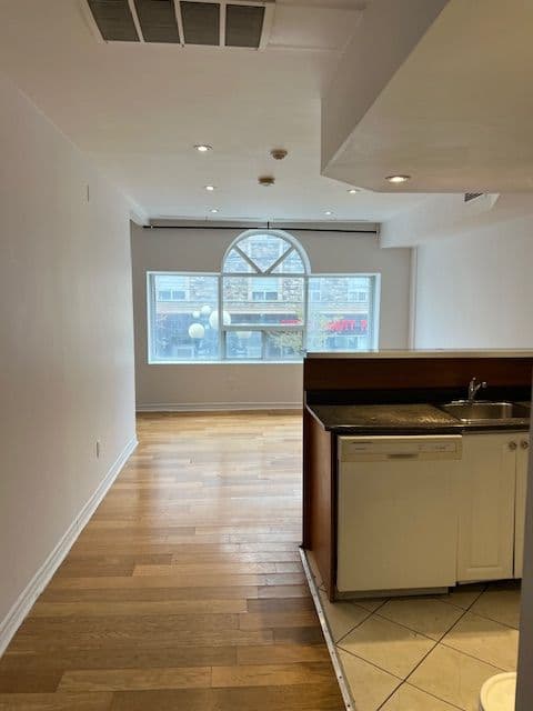 1431 & 1433 Gerrard Street E, Toronto E01, ON M4L 1Z7