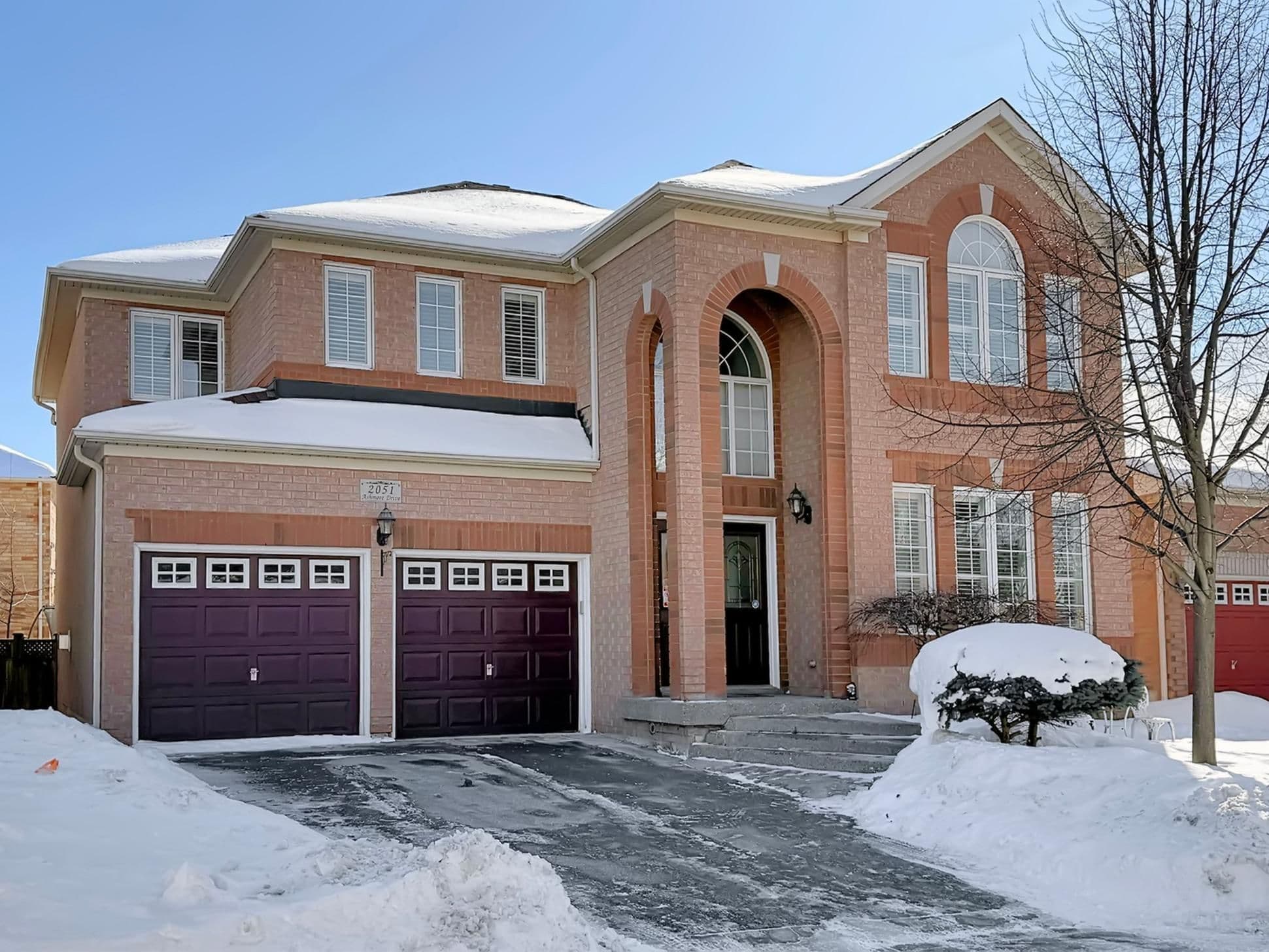 2051 ASHMORE Drive, Oakville, ON L6M 4T1