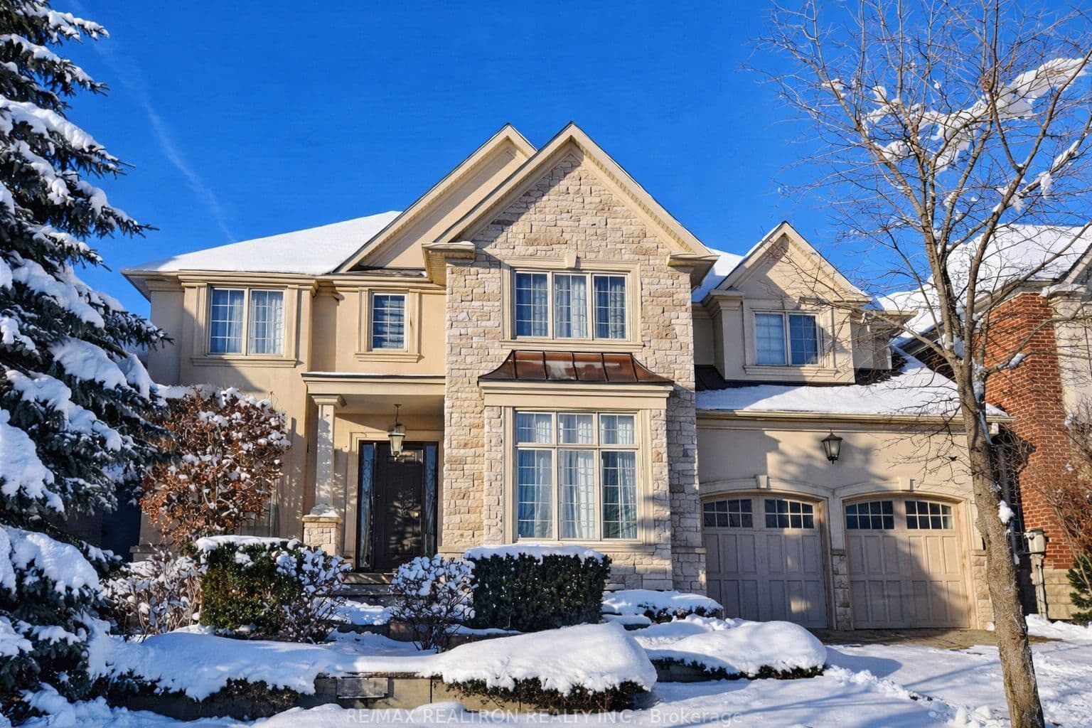 136 Angus Glen Boulevard, Markham, ON L6C 3B8