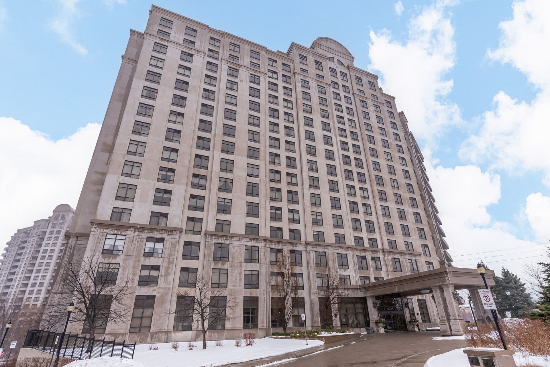 9235 Jane Street 305, Vaughan, ON L6A 0J8