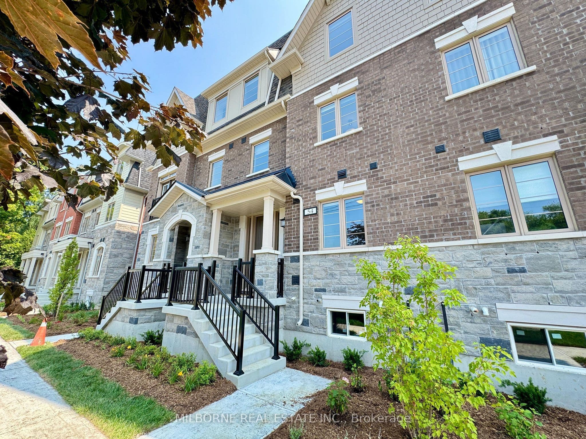 54 Fred Beaton Place, King, ON L7B 1G2