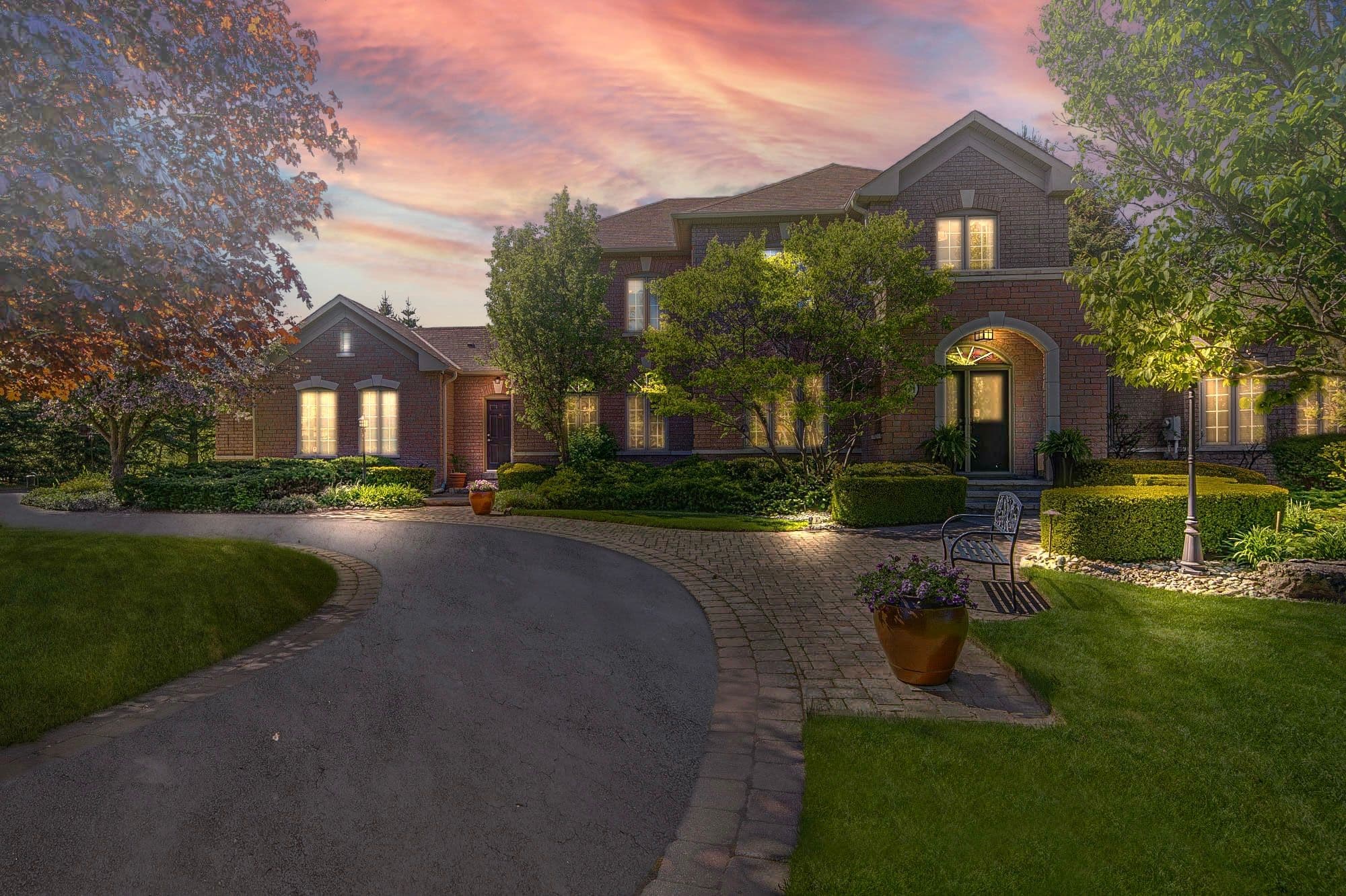 11 Bridlewood Boulevard, Halton Hills, ON L0P 1H0