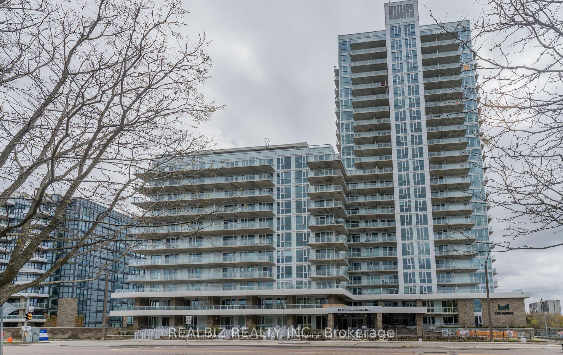 10 Deerlick Court E 1501, Toronto C13, ON M3A 0A7