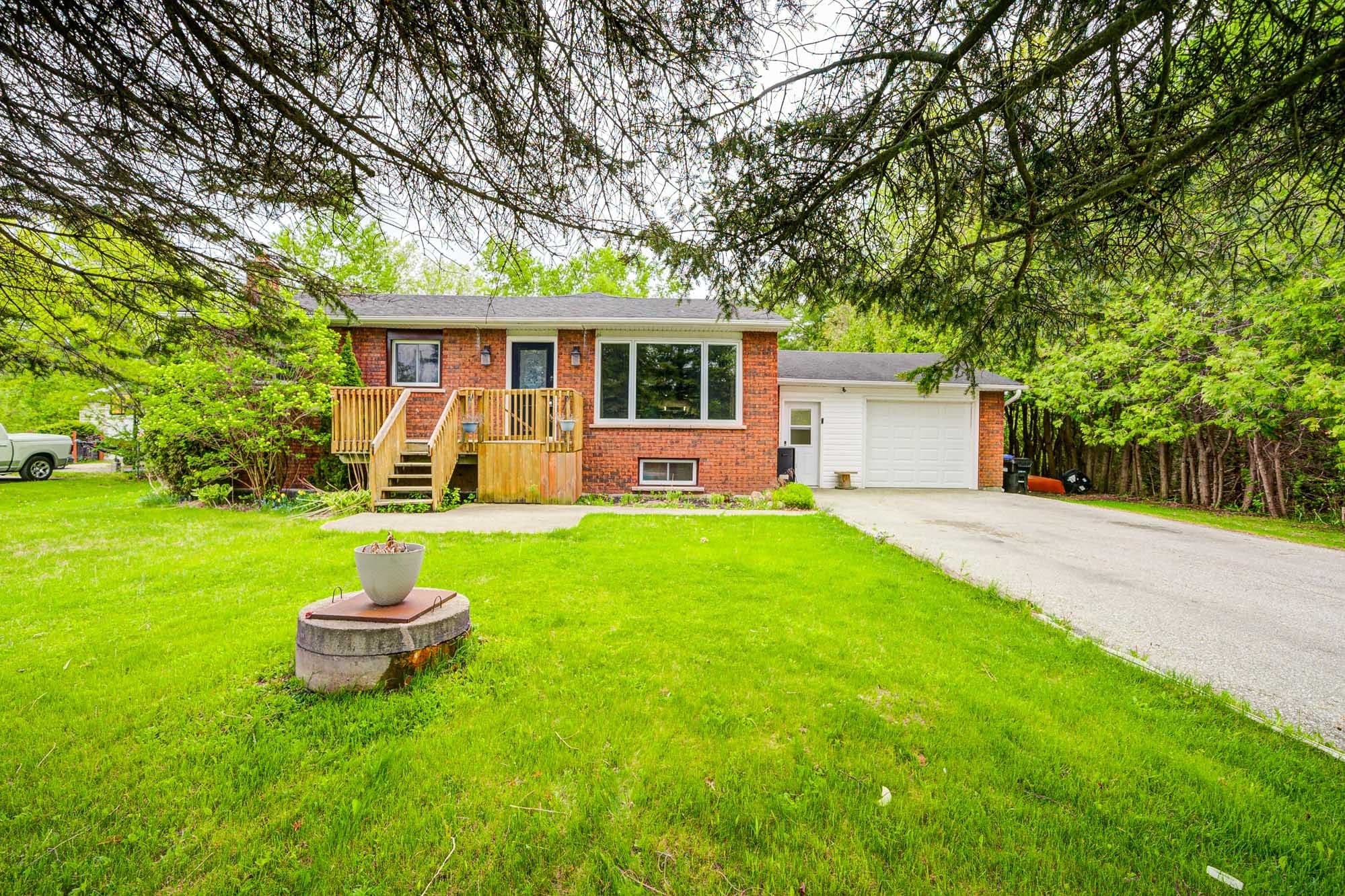 1147 Belle Aire Beach Road Upper Floor, Innisfil, ON L0L 1C0