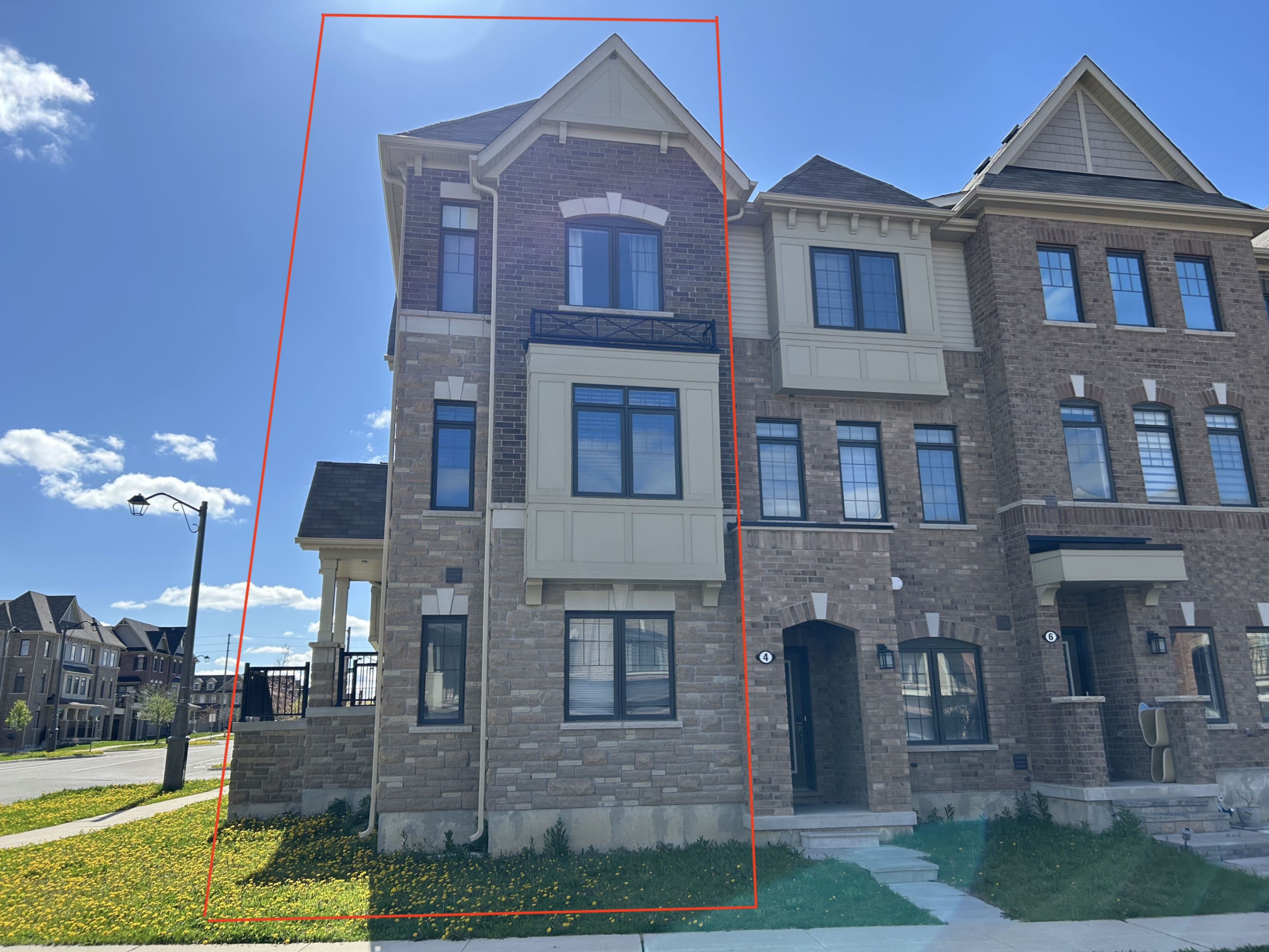 2 Isabella Peach Drive, Markham, ON L6C 0Z1