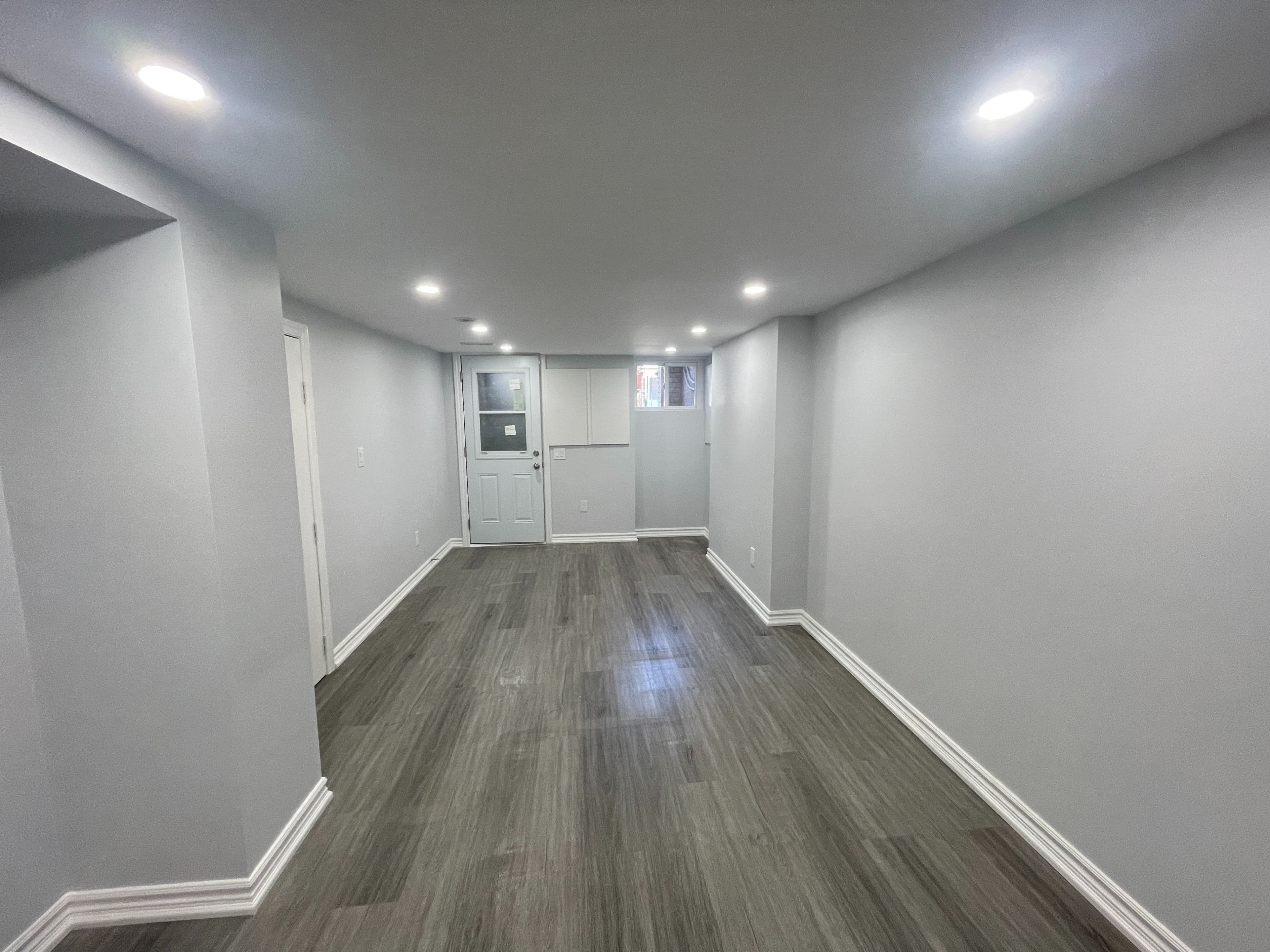 980 Ossington Avenue, Toronto W02, ON M6G 3V6