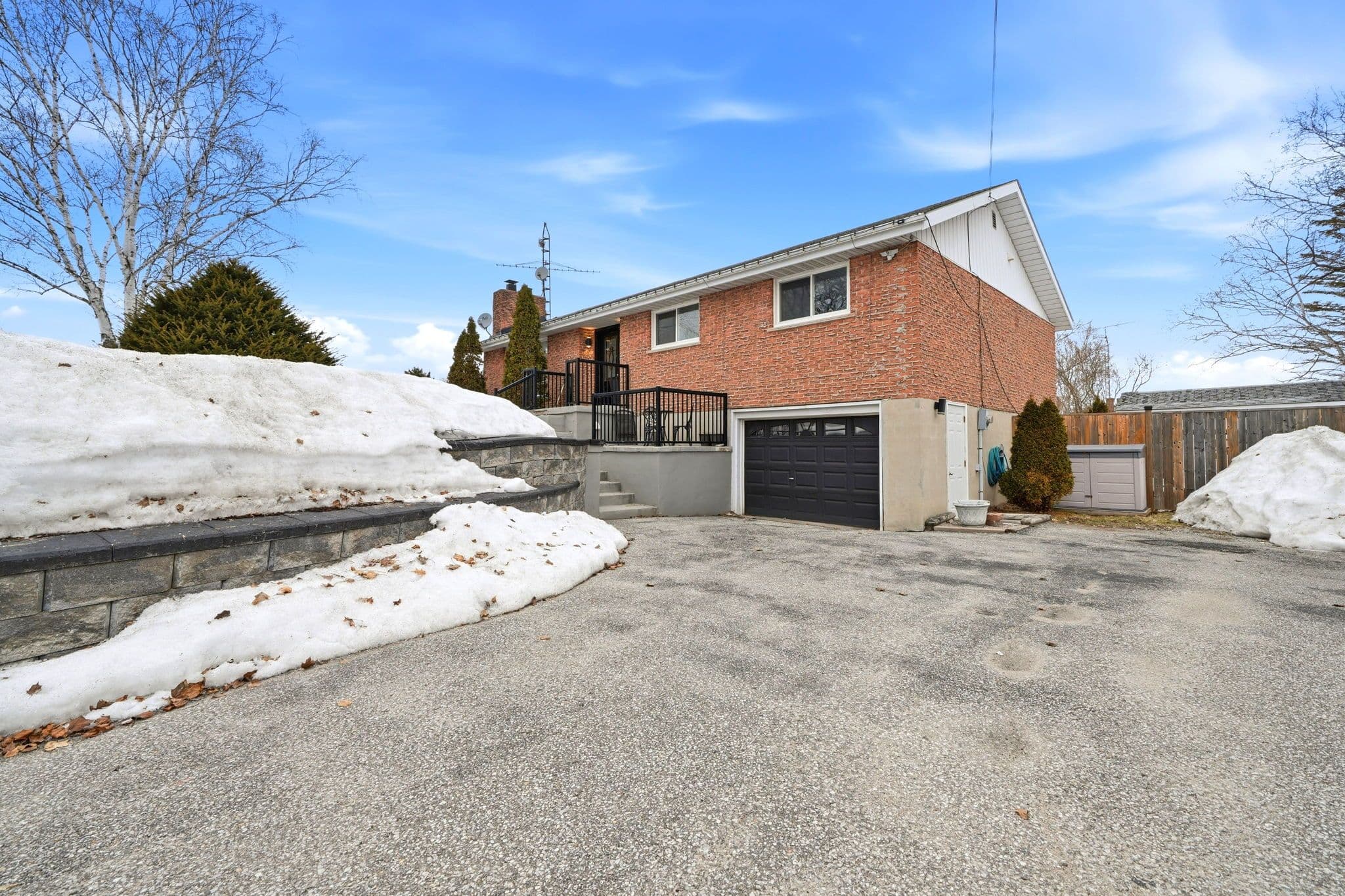 8271 93 Highway, Tiny, ON L0K 2E1