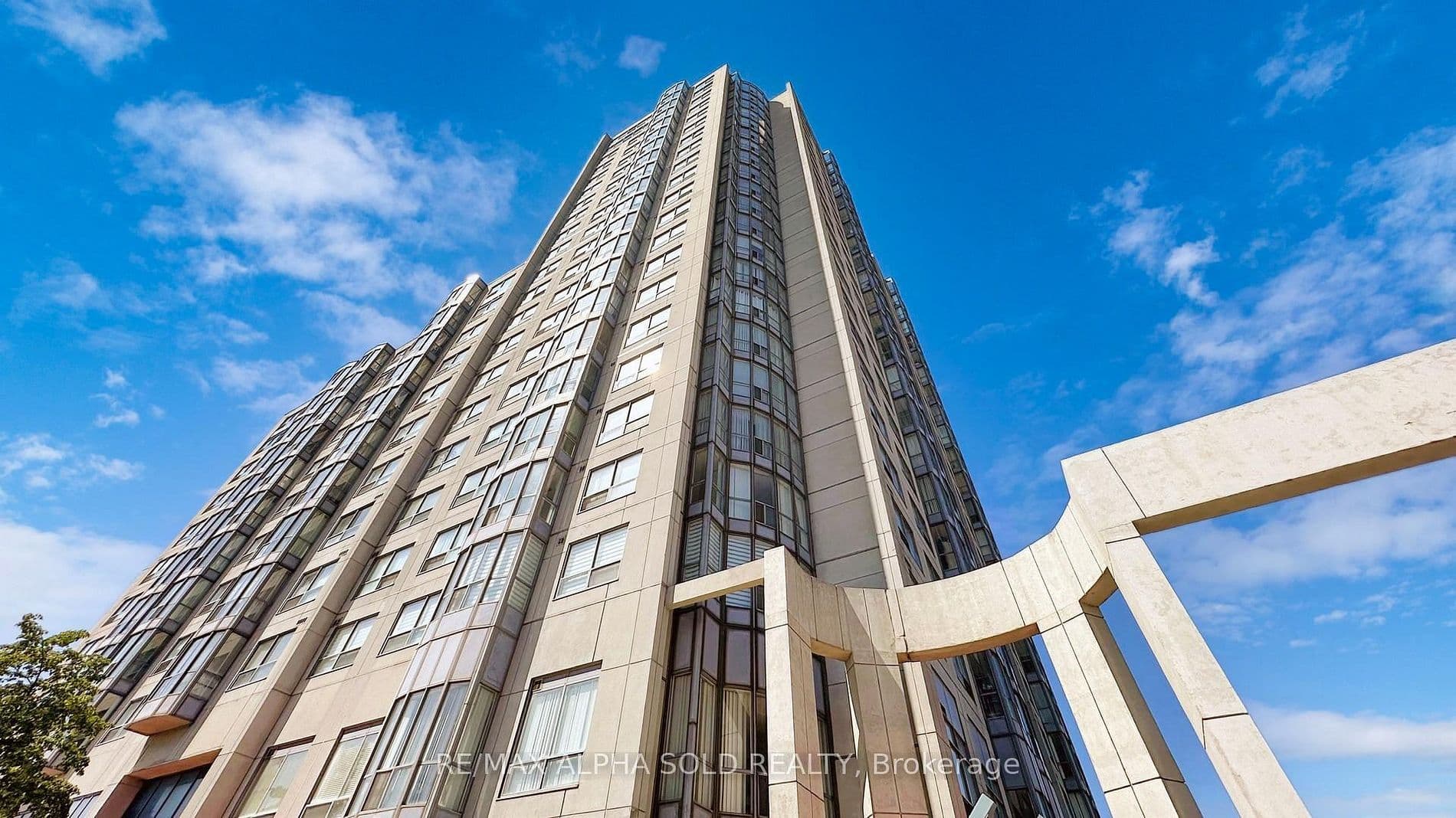 1470 Midland Avenue 1703, Toronto E04, ON M1P 4Z4