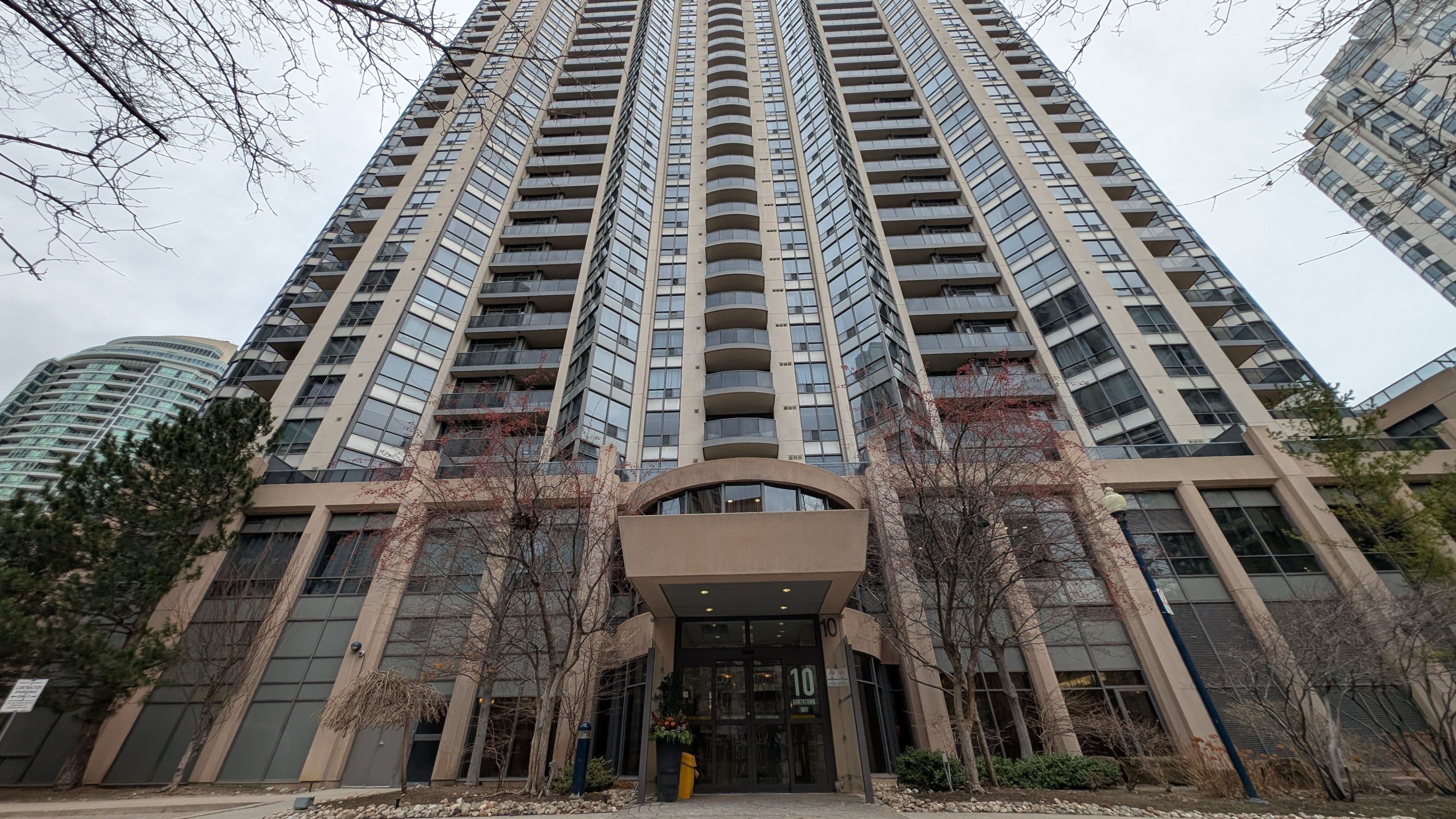 10 Northtown Way 1006, Toronto C14, ON M2N 7L4