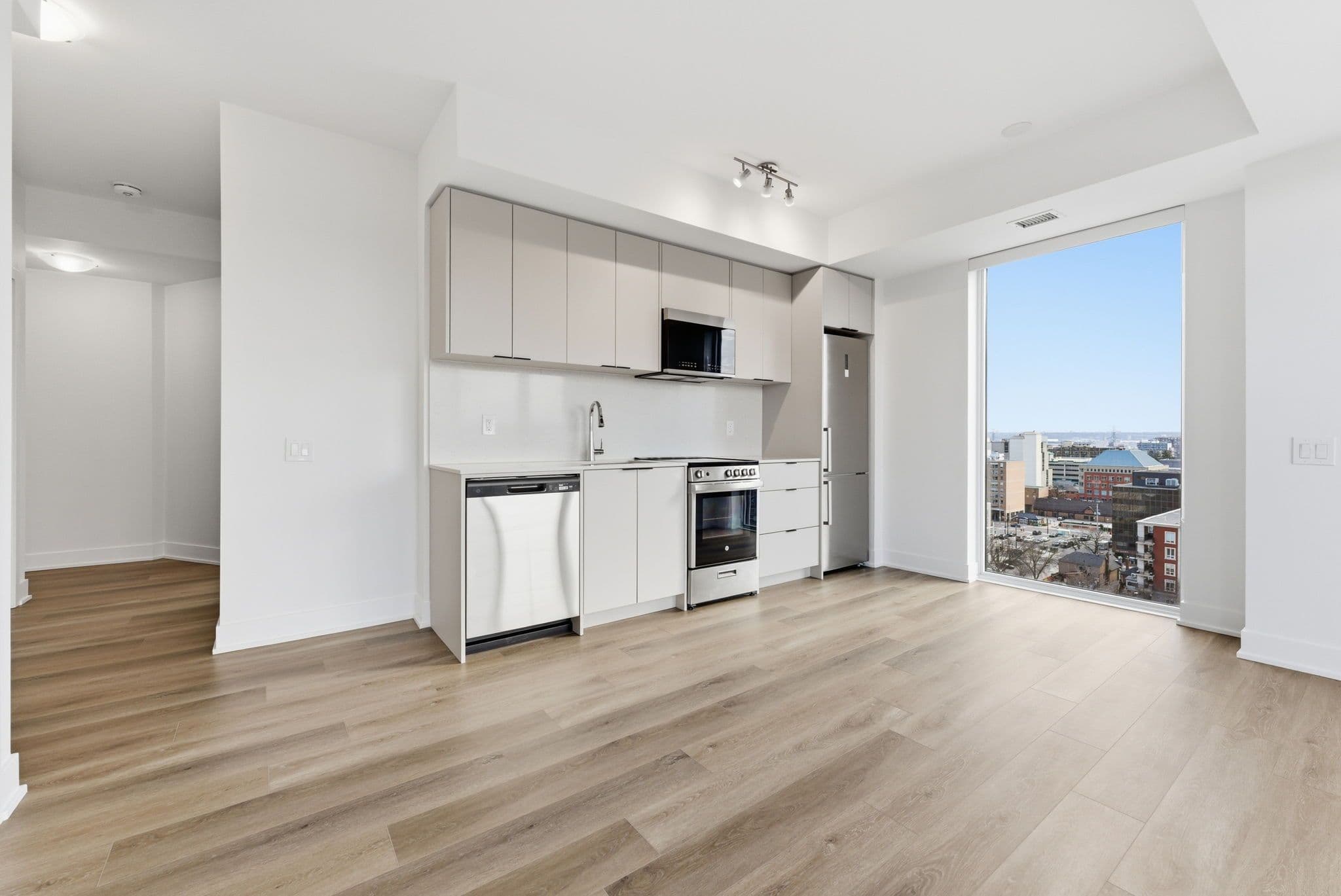 2088 James Street 1210, Burlington, ON L7R 0H2