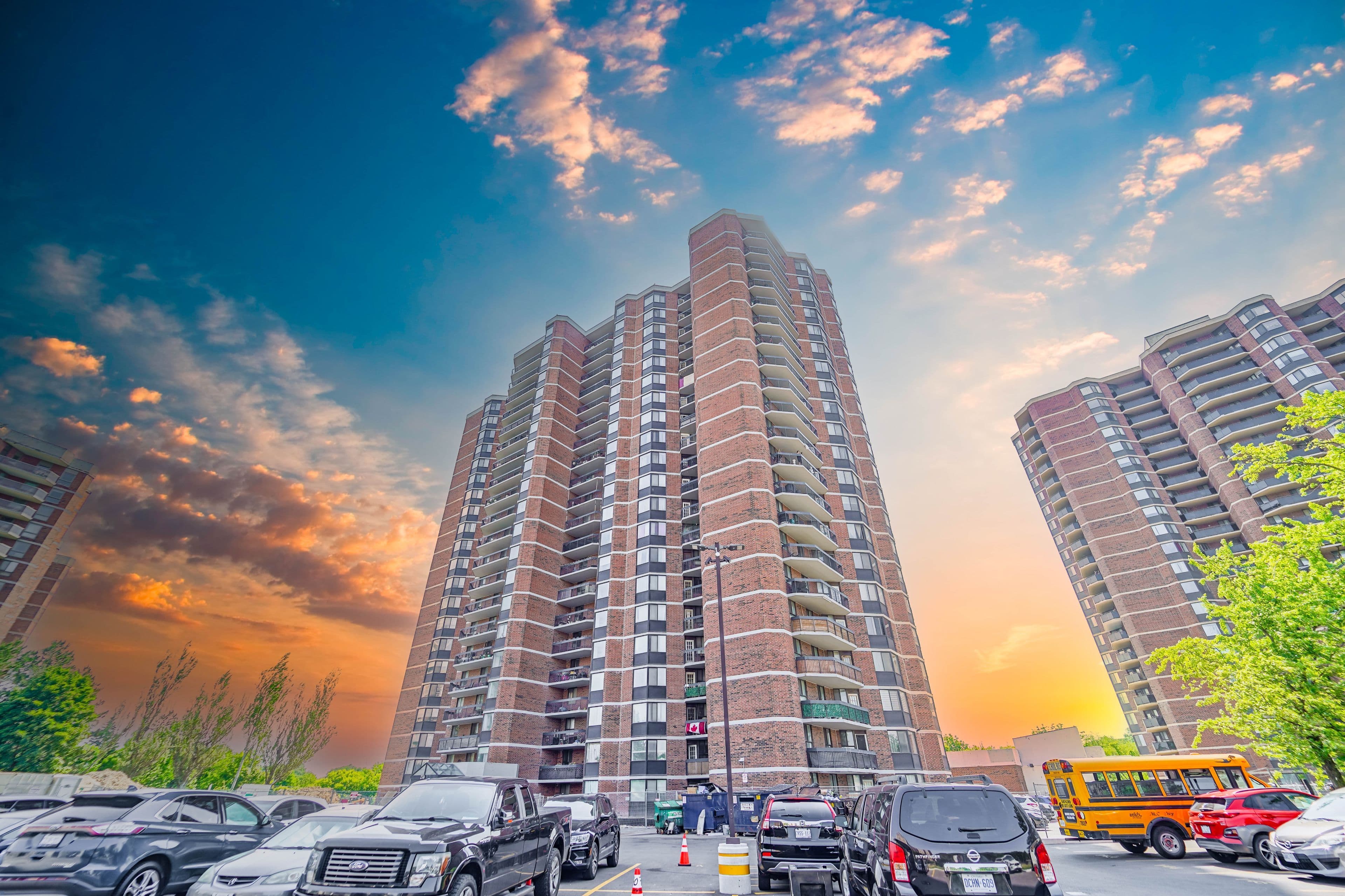 236 Albion Road 901, Toronto W10, ON M9W 6A6