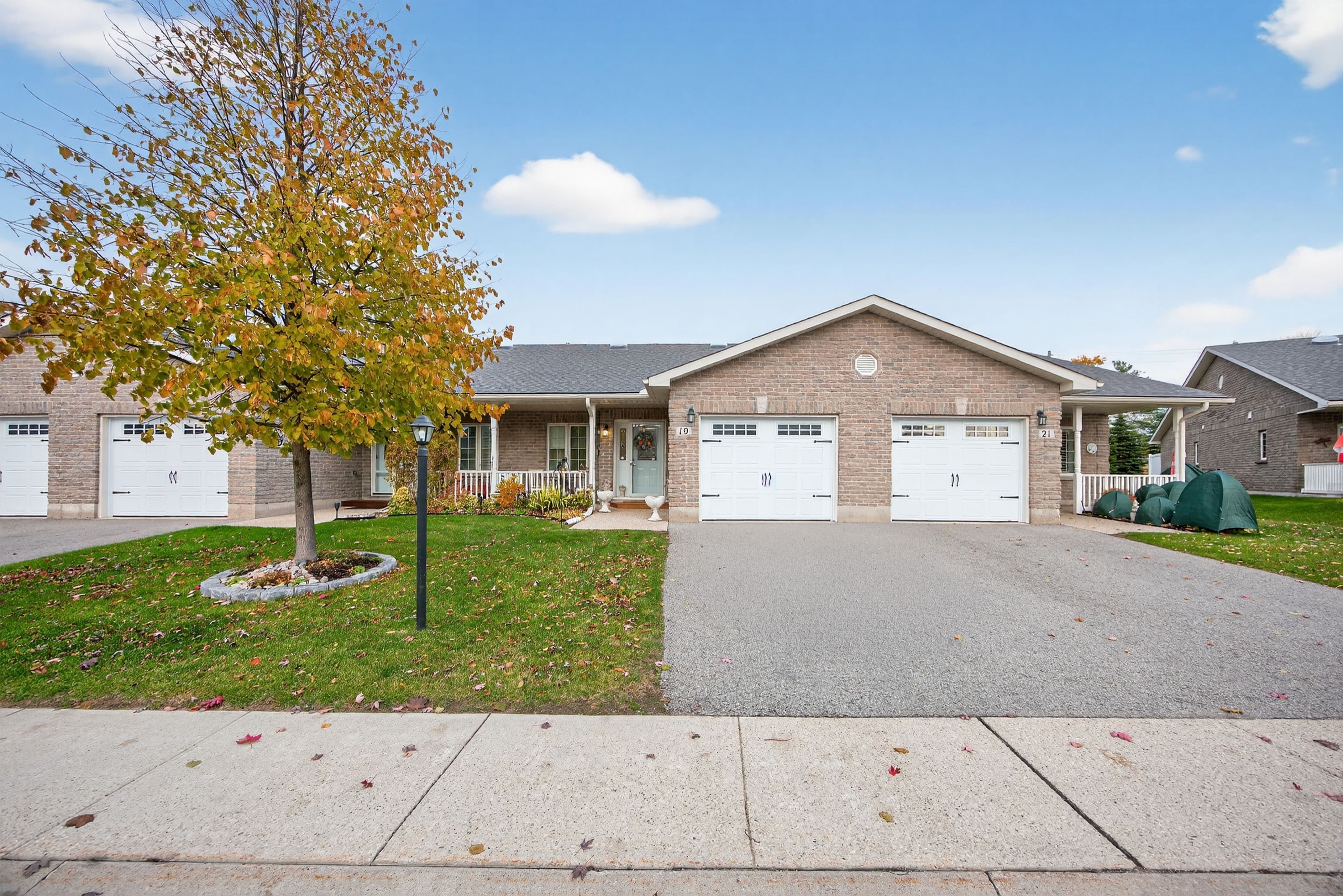 19 Chestnut Lane, Wasaga Beach, ON L9Z 0G4
