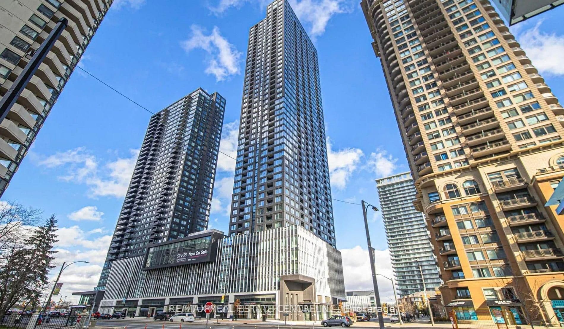 395 Square One Drive E 4311, Mississauga, ON L5B 0P6