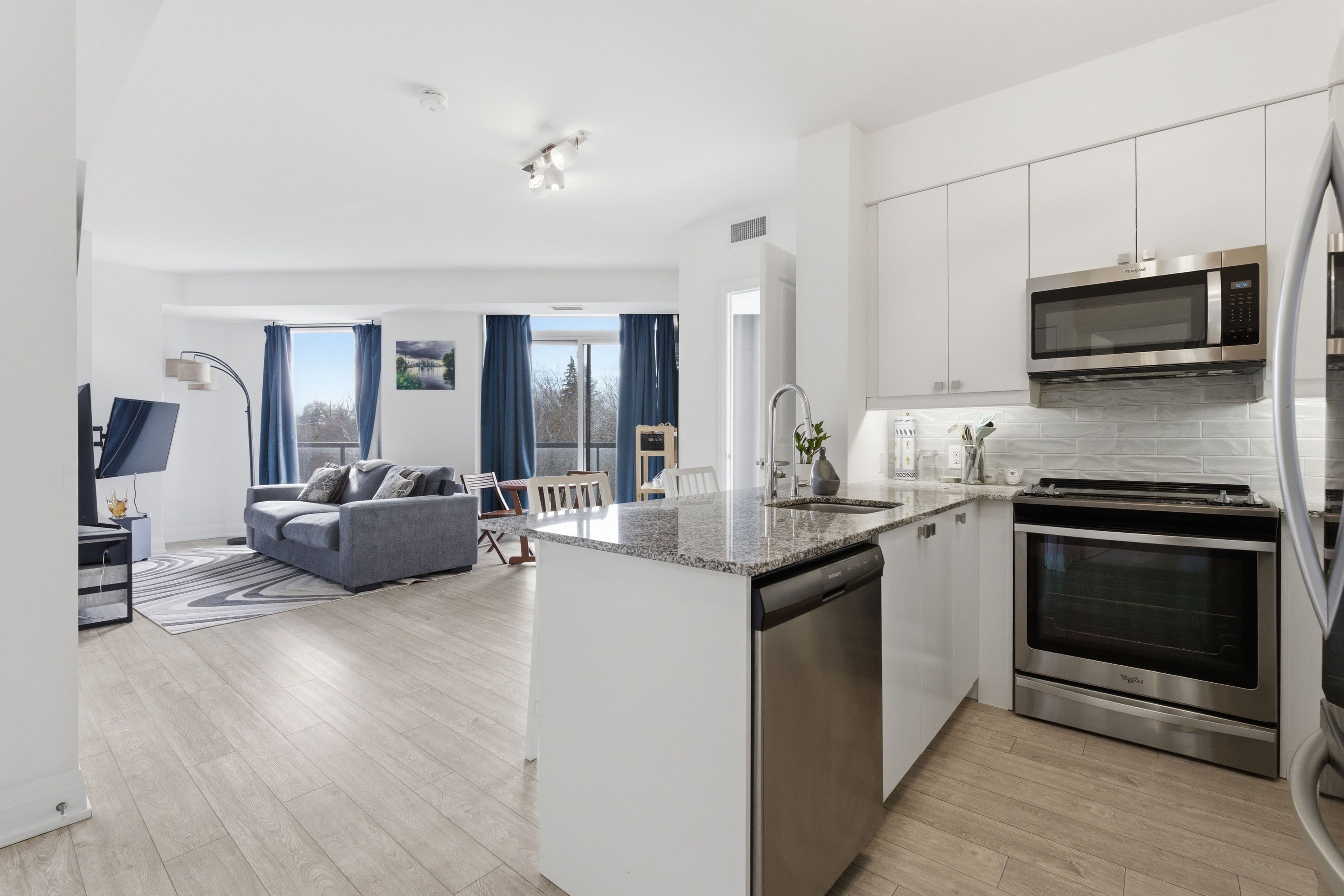 3655 Kingston Road 303, Toronto E08, ON M1M 0E2