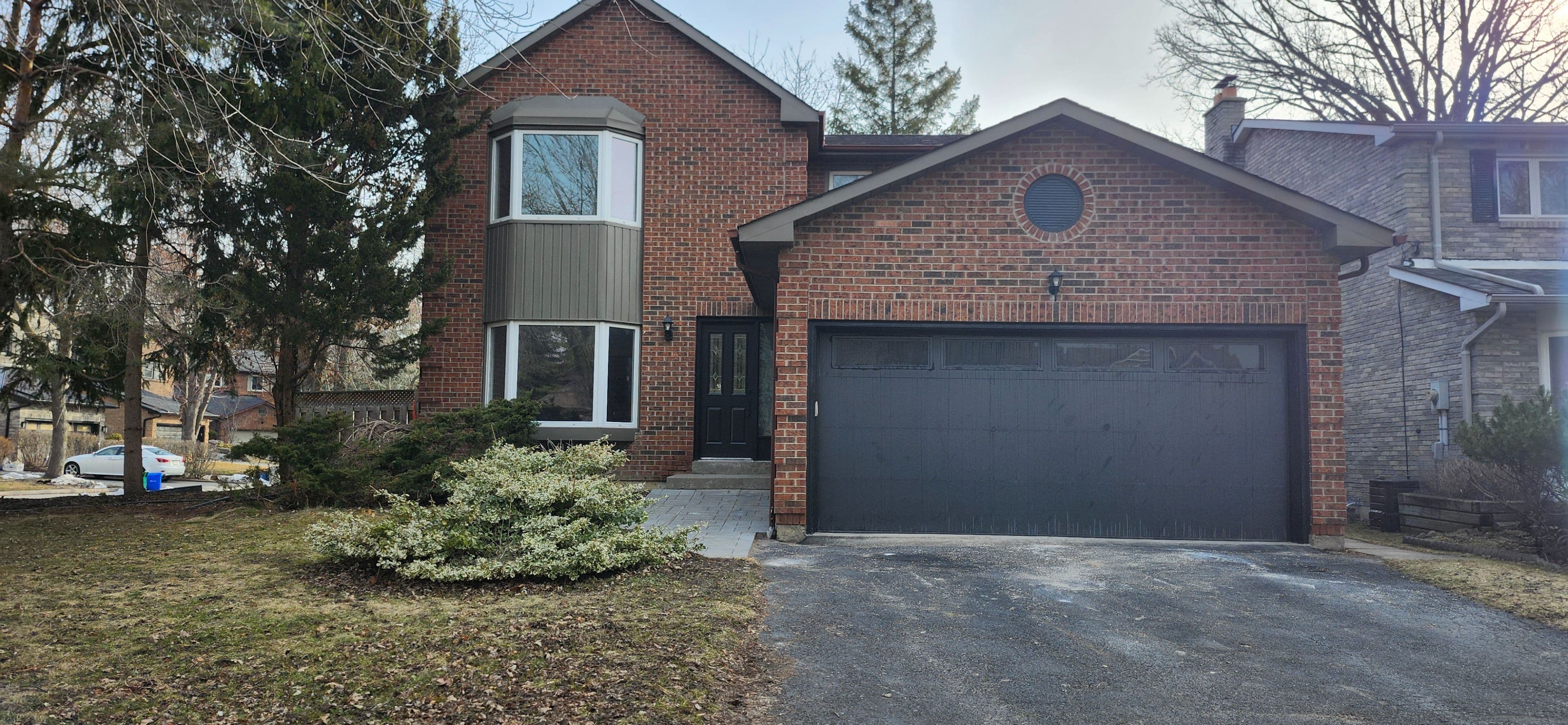 31 Spanhouse Crescent, Markham, ON L3R 4E2