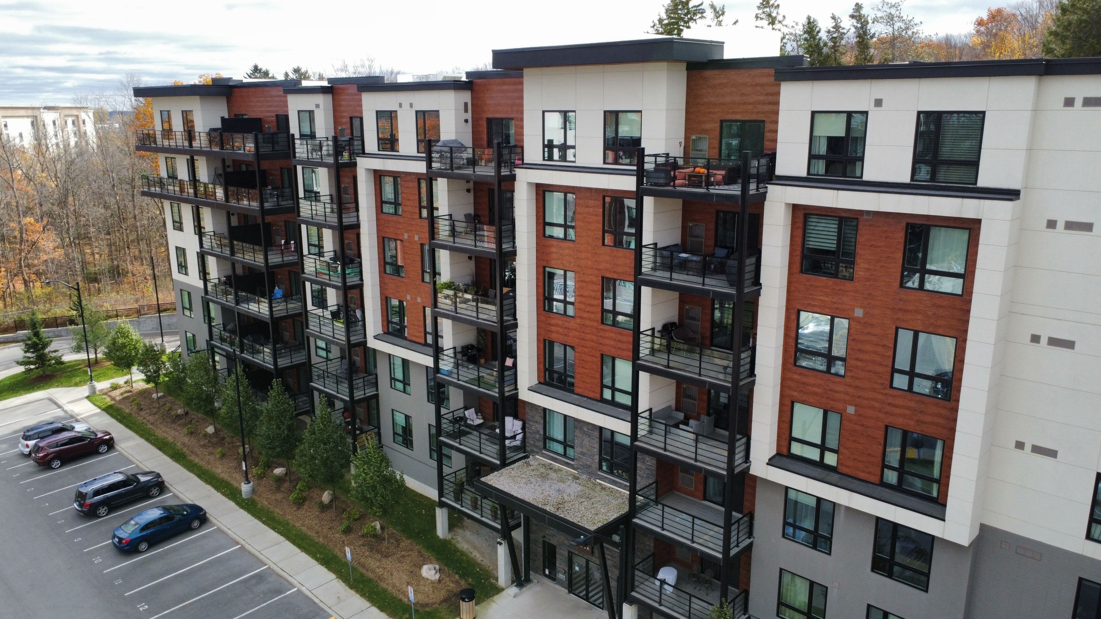 304 Essa Road 307, Barrie, ON L9J 0H4