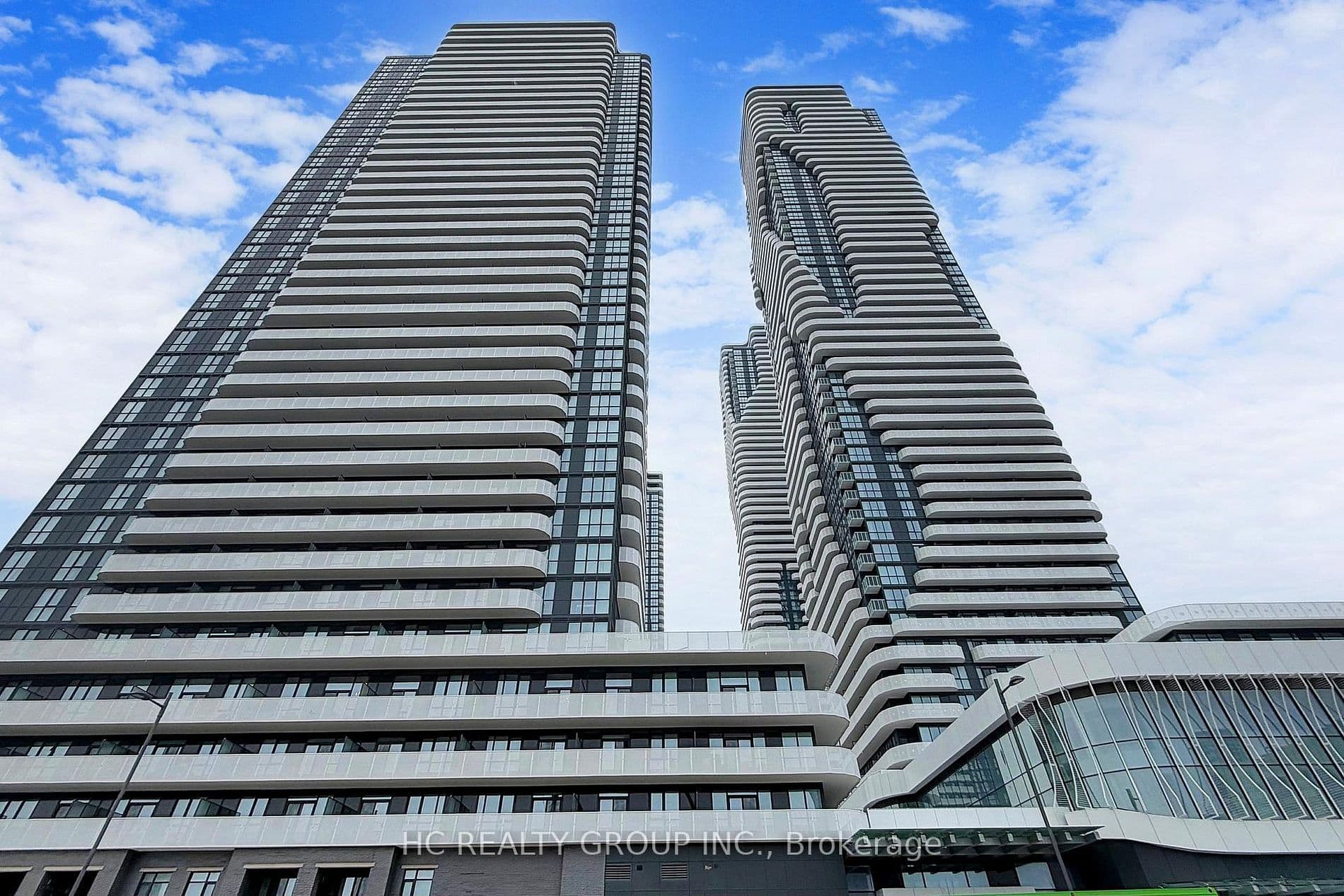 8 Interchange Way 4803, Vaughan, ON L4K 5Z7