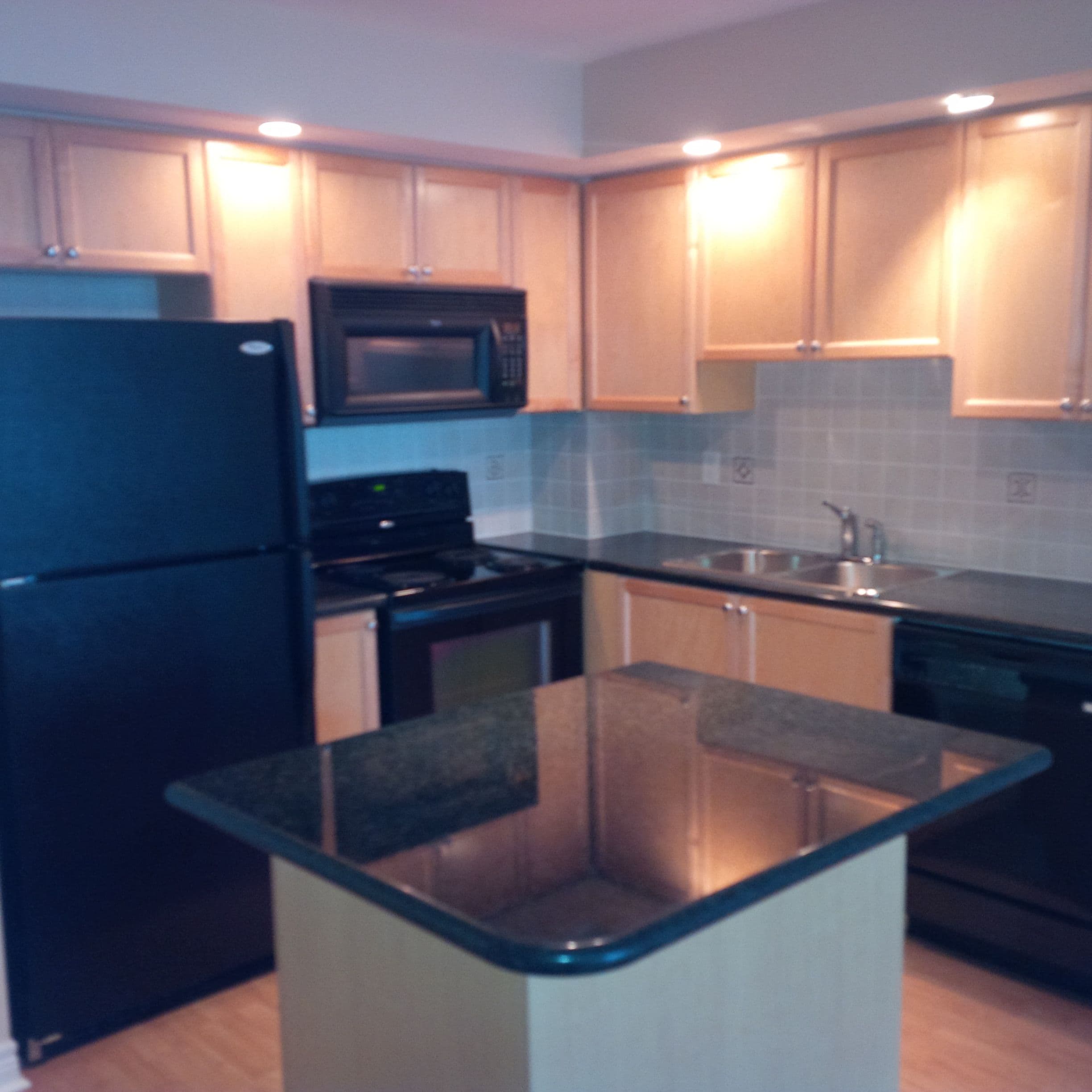 33 Cox Boulevard 1223, Markham, ON L3R 8A6