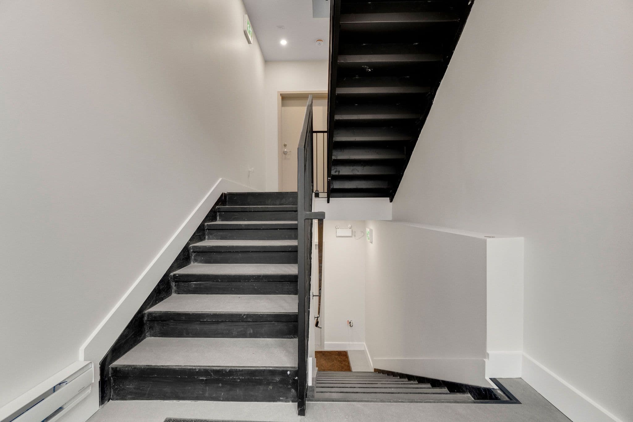 625 Harvie Avenue 01, Toronto W03, ON M6E 4M4