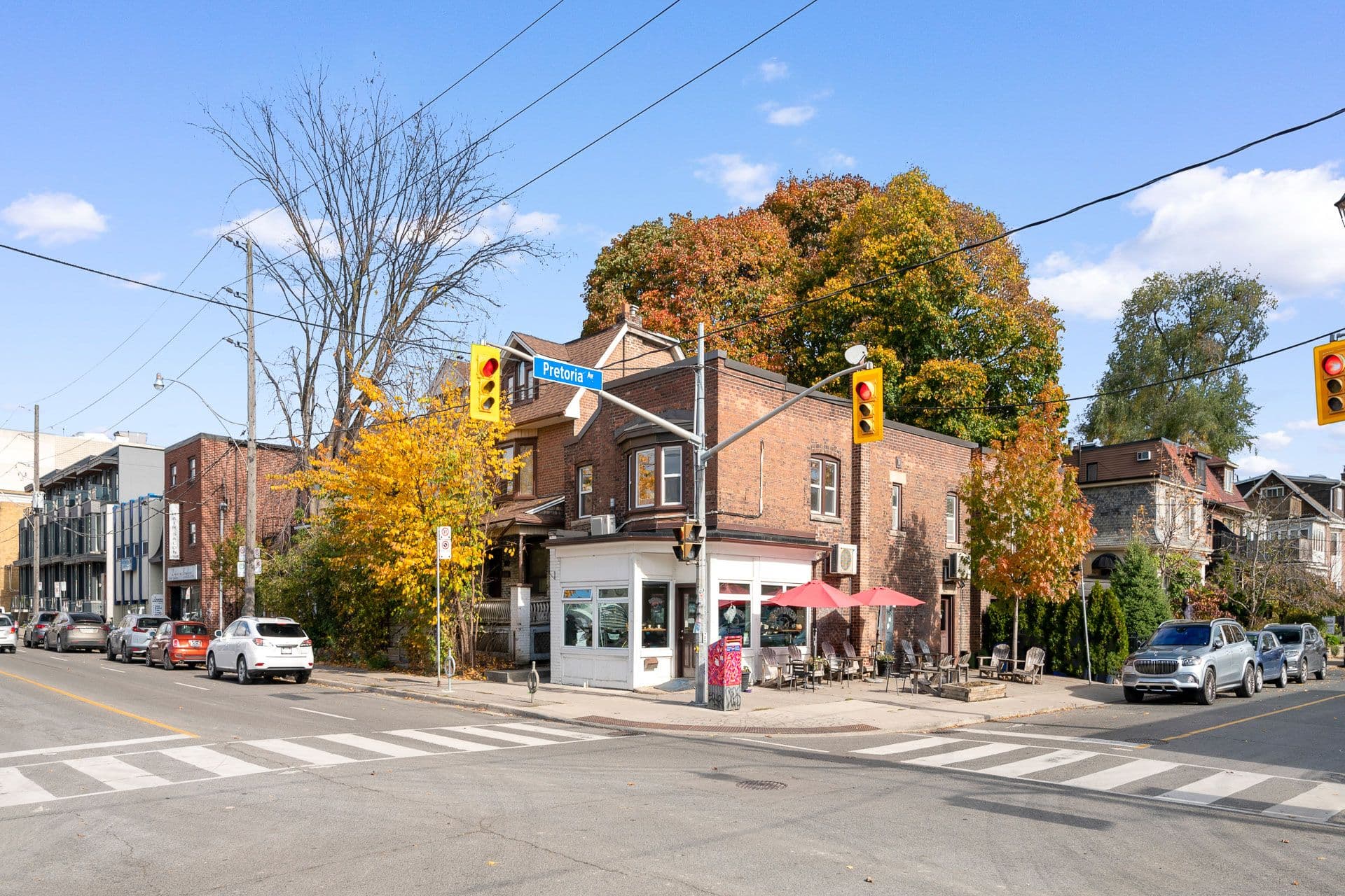 817 Broadview Avenue A, Toronto E03, ON M4K 2P9