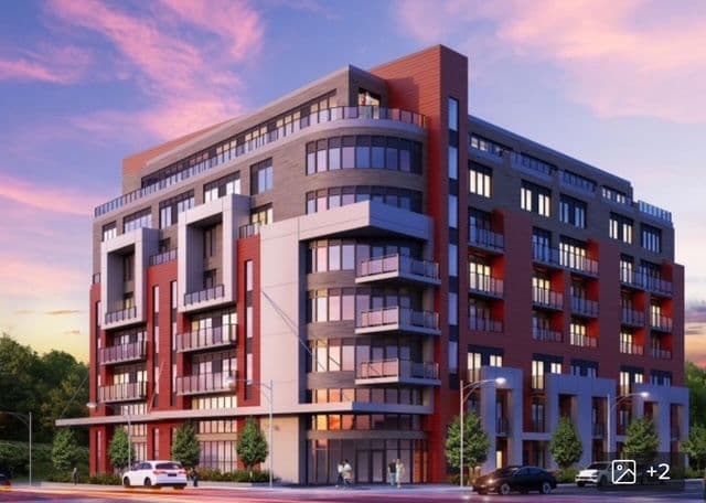 2433 Dufferin Street 112, Toronto W04, ON M6E 3T3